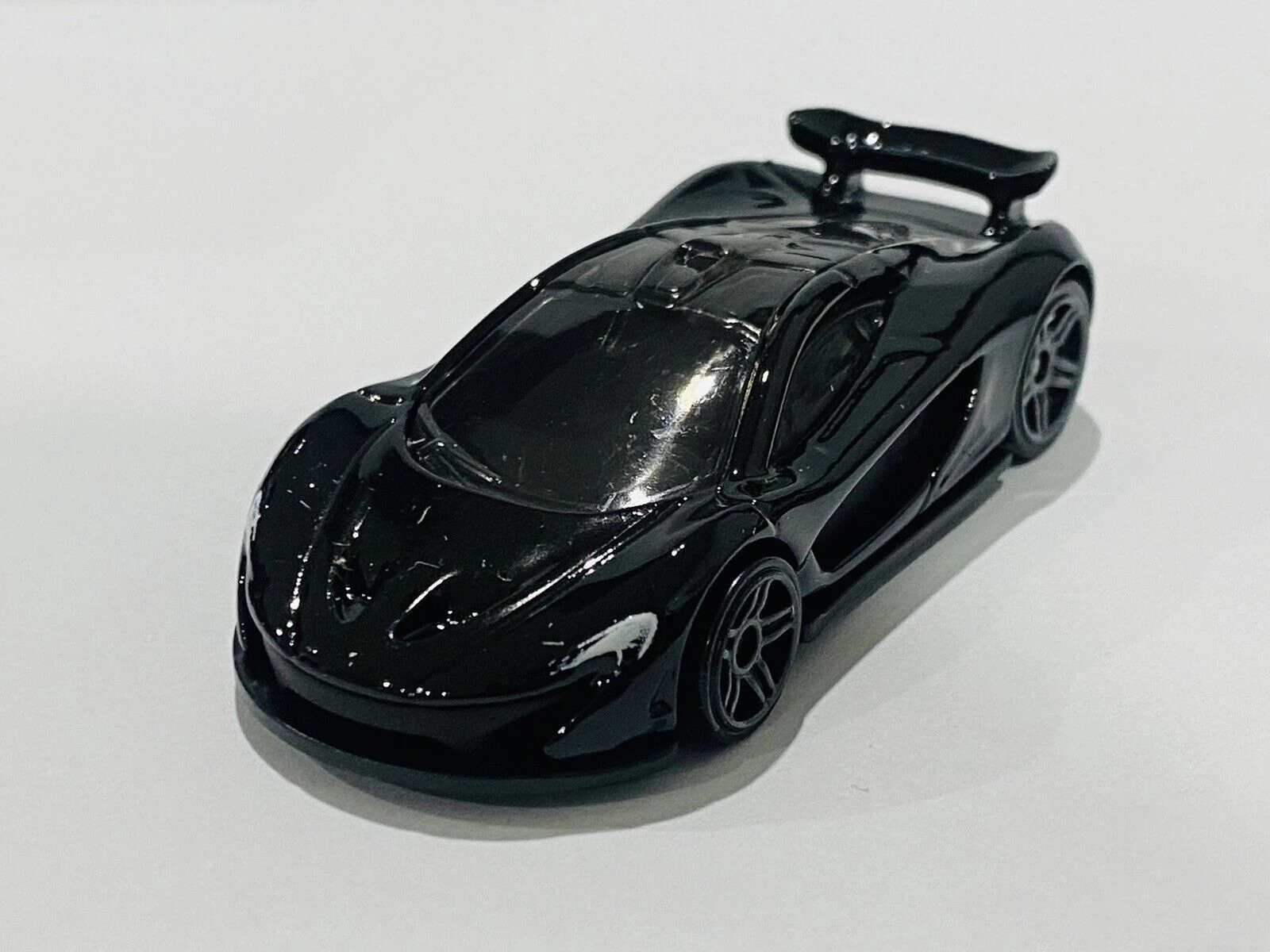McLaren P1