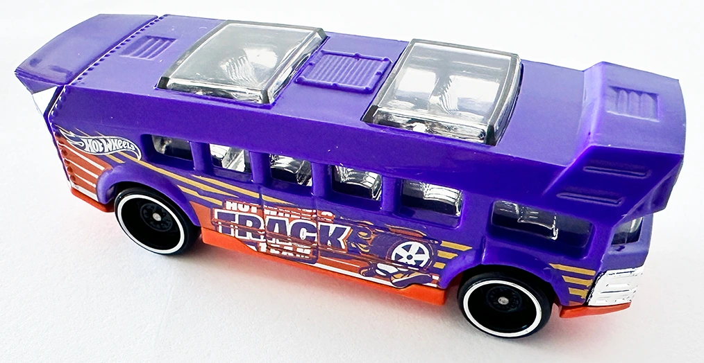 HOT WHEELS HIGH