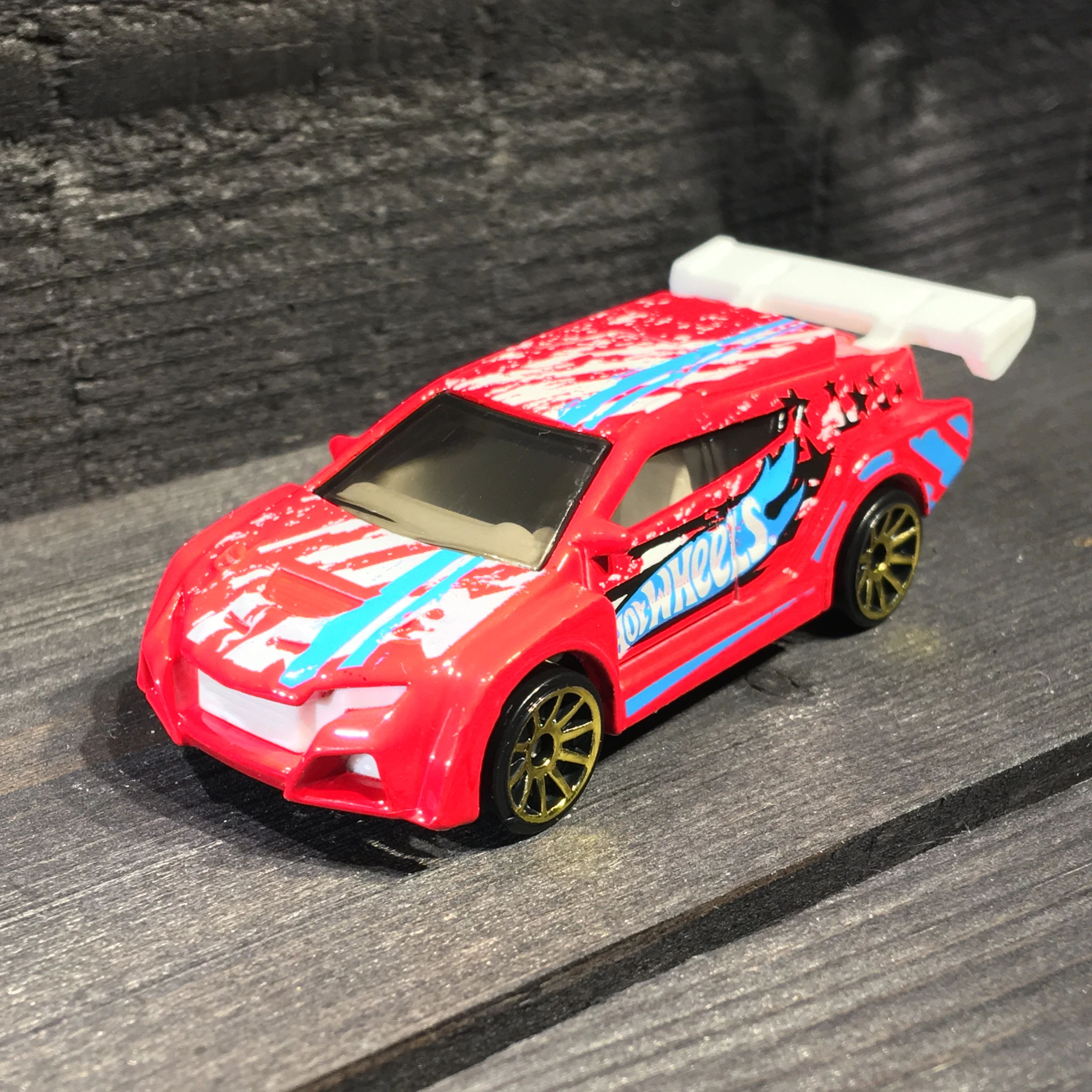 Loop Coupe