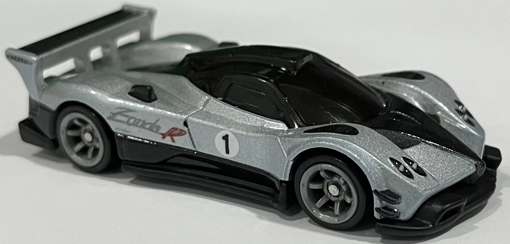 Pagani Zonda R