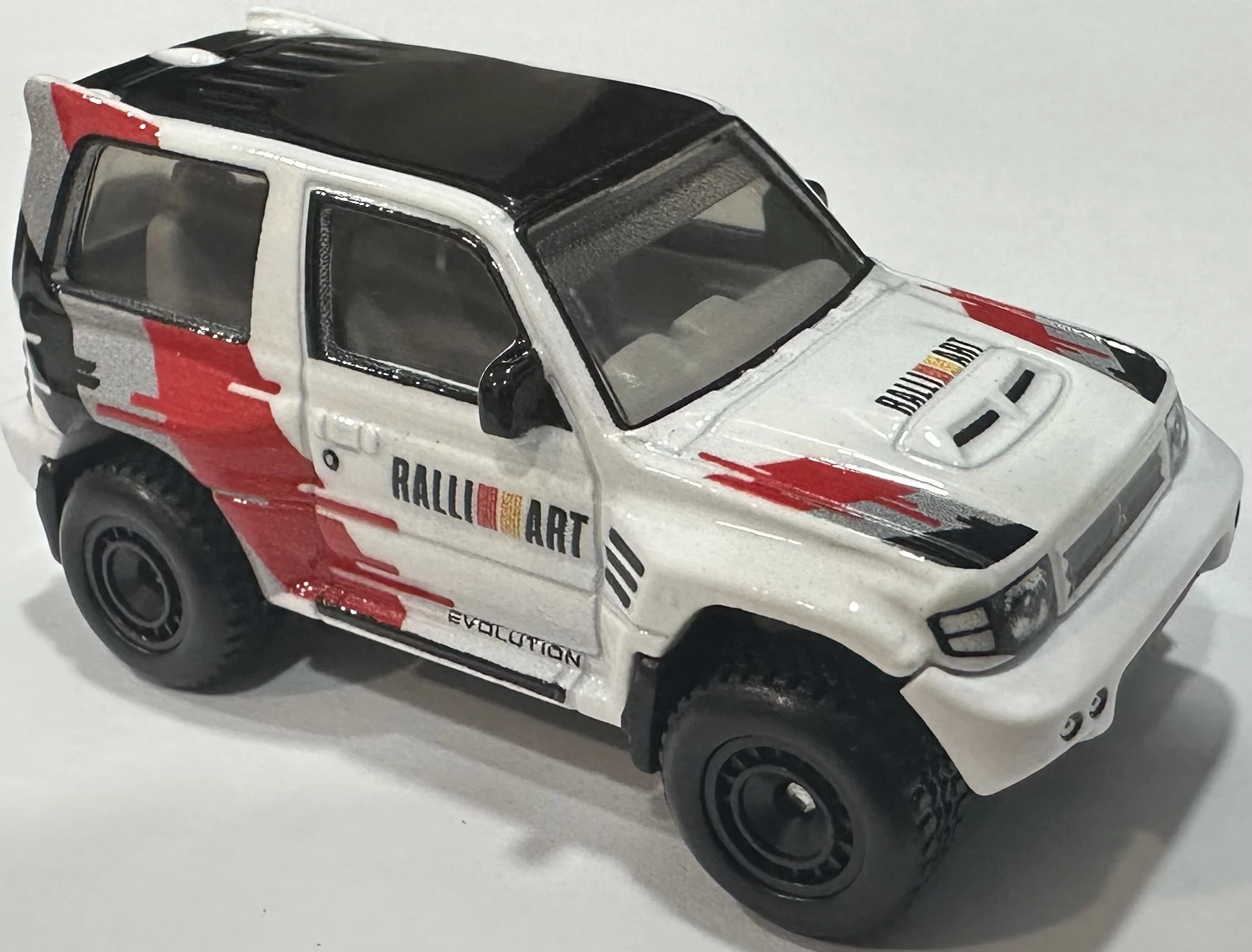Mitsubishi Pajero Evolution