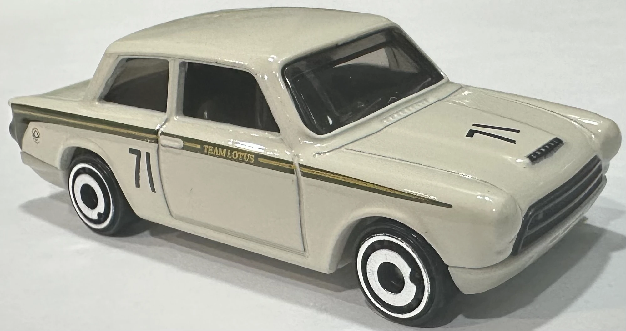 LOTUS CORTINA