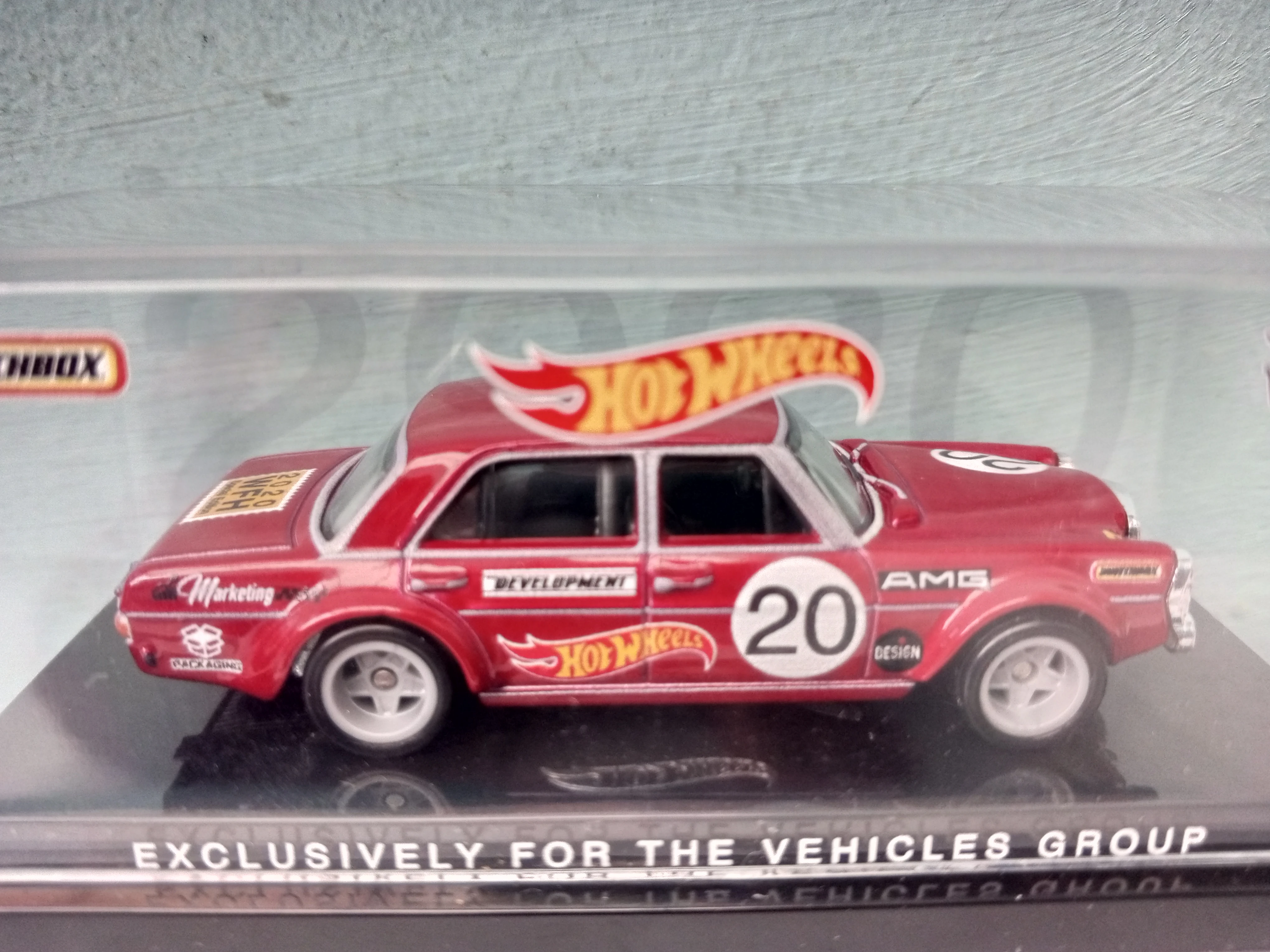 Mercedes-Benz 300 SEL 6.8 AMG