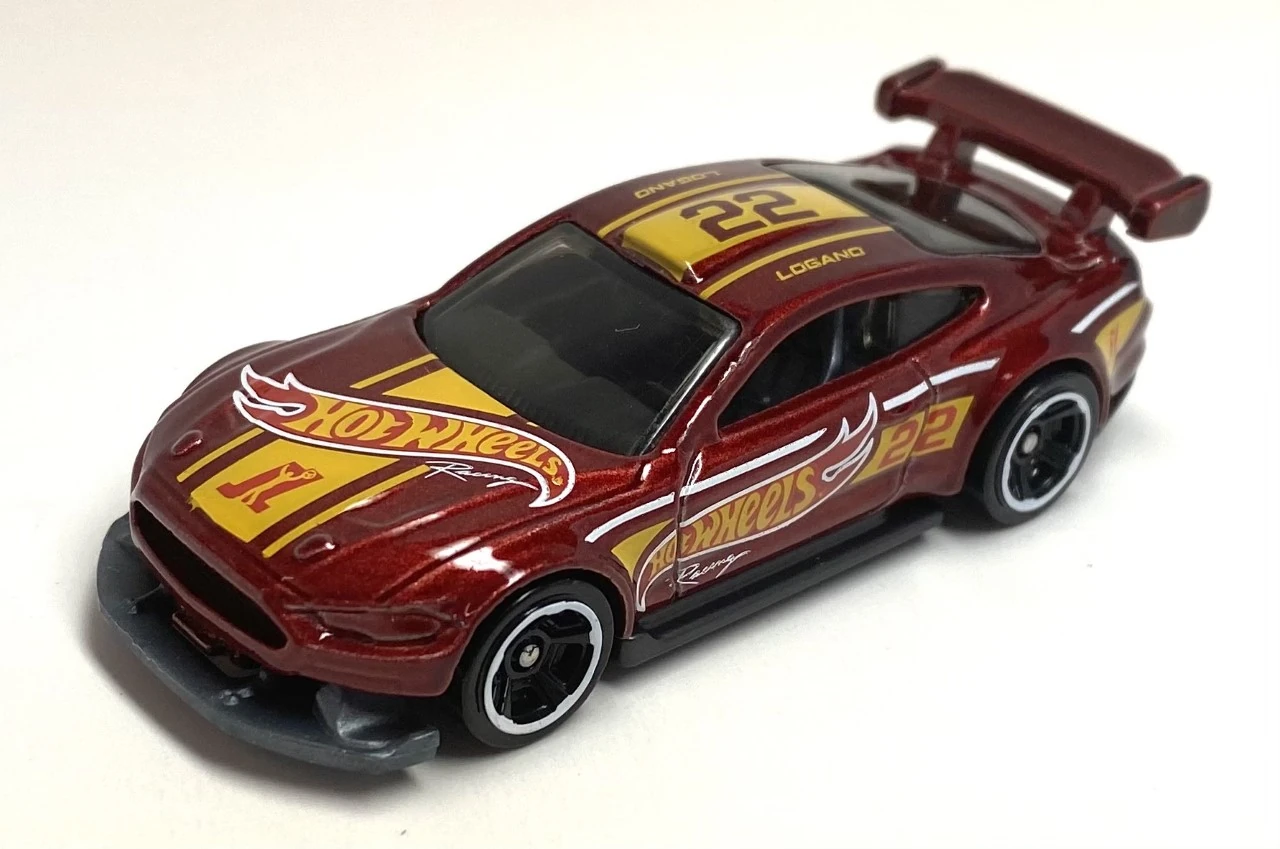 Custom '18 Ford Mustang GT