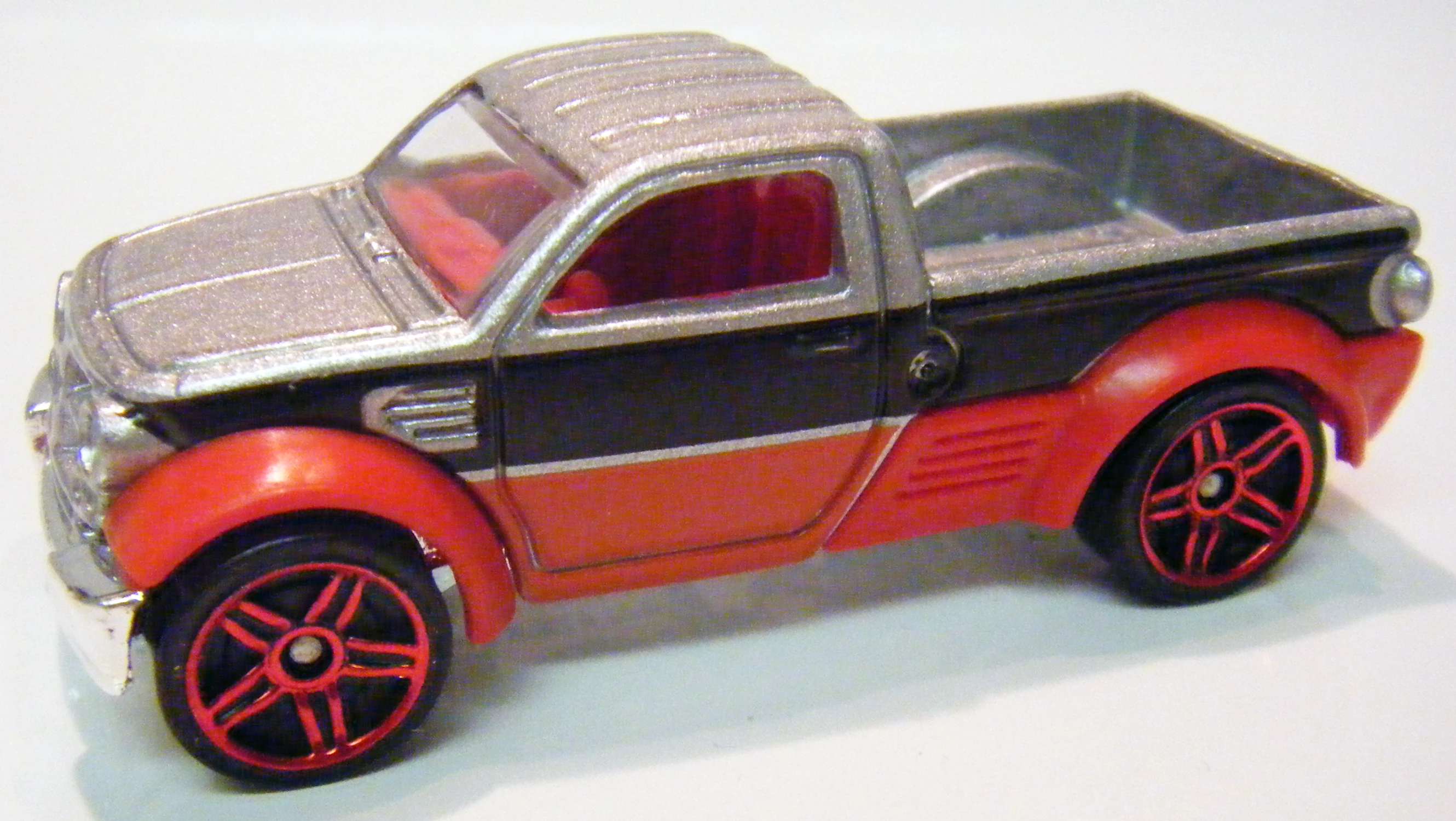 Dodge M80