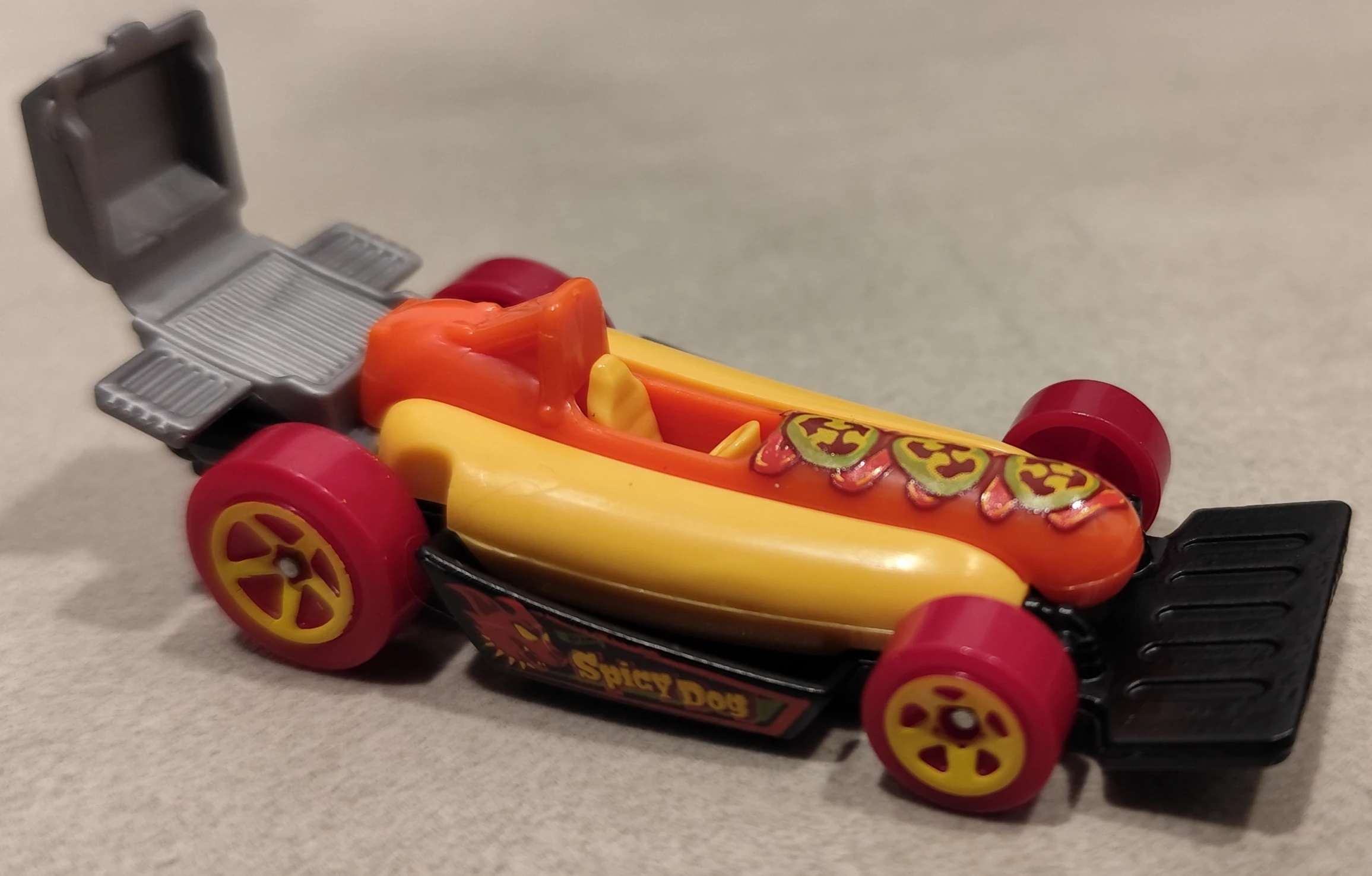 STREET WIENER