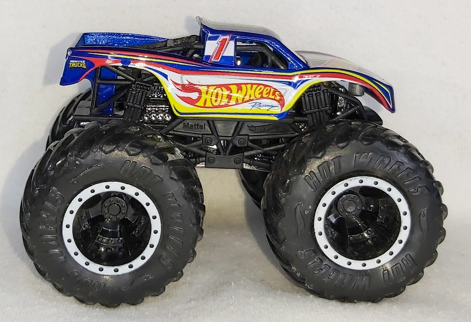 Hot Wheels Racing #1