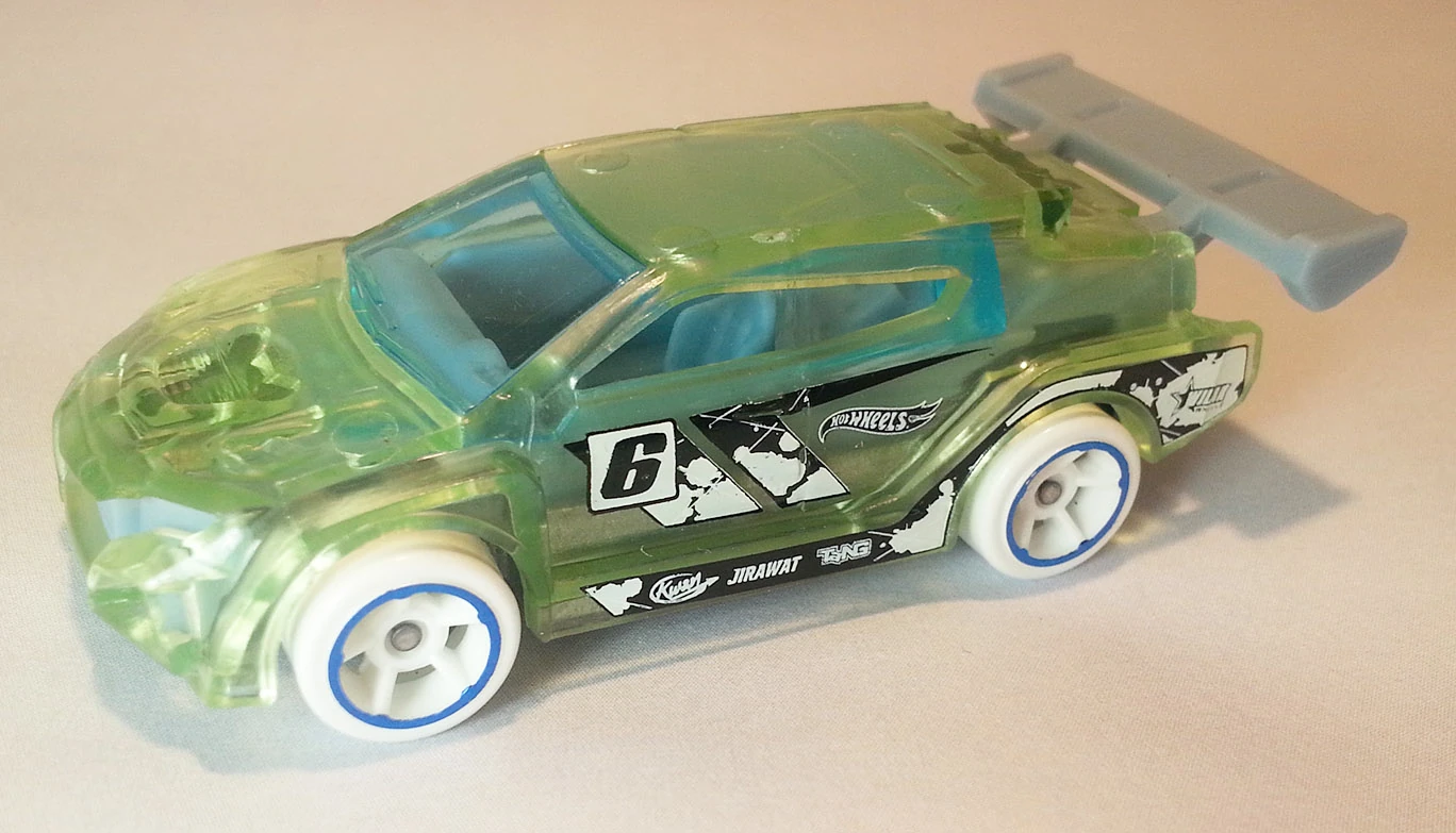 Loop Coupe