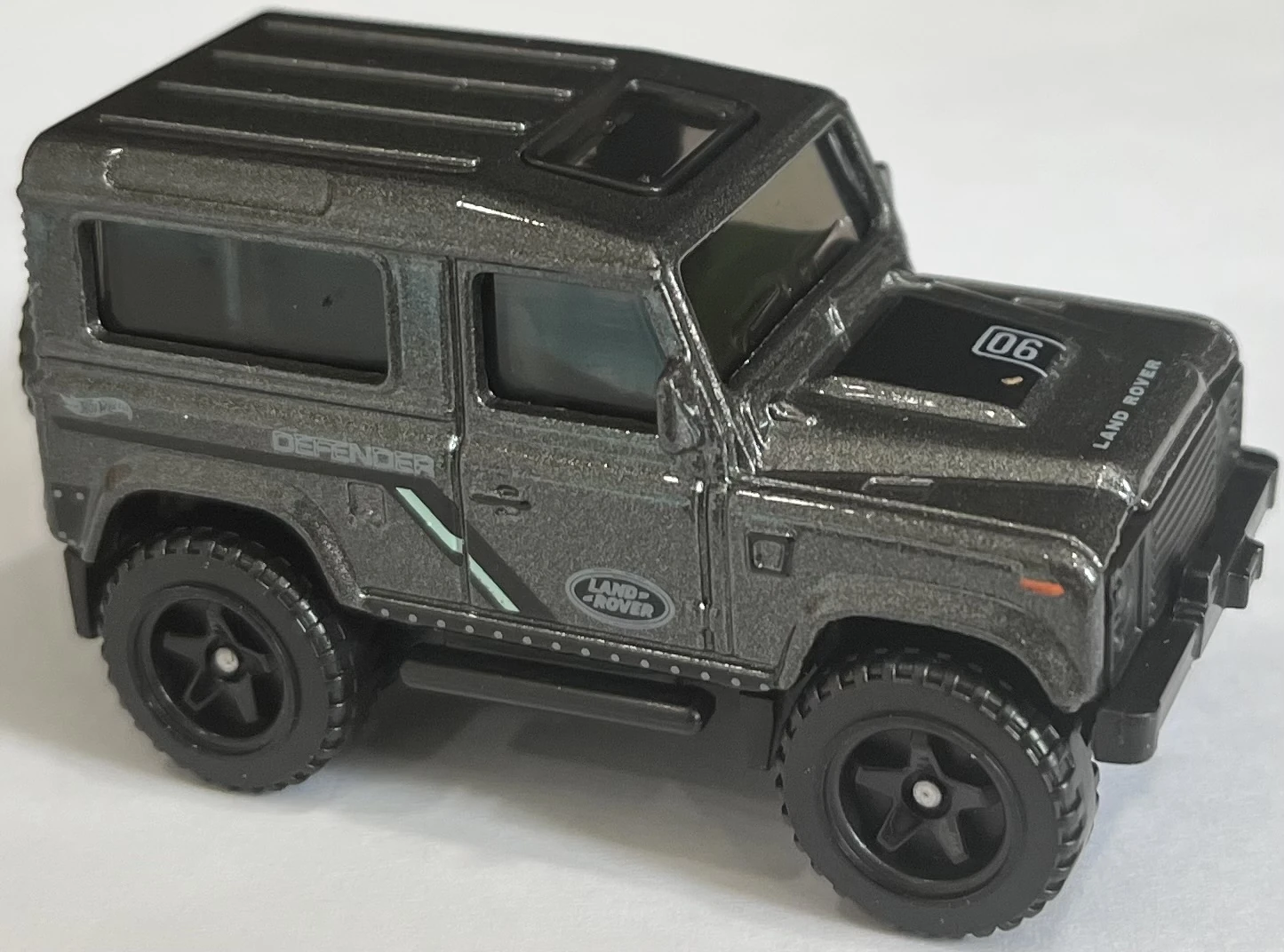 LAND ROVER DEFENDER 90