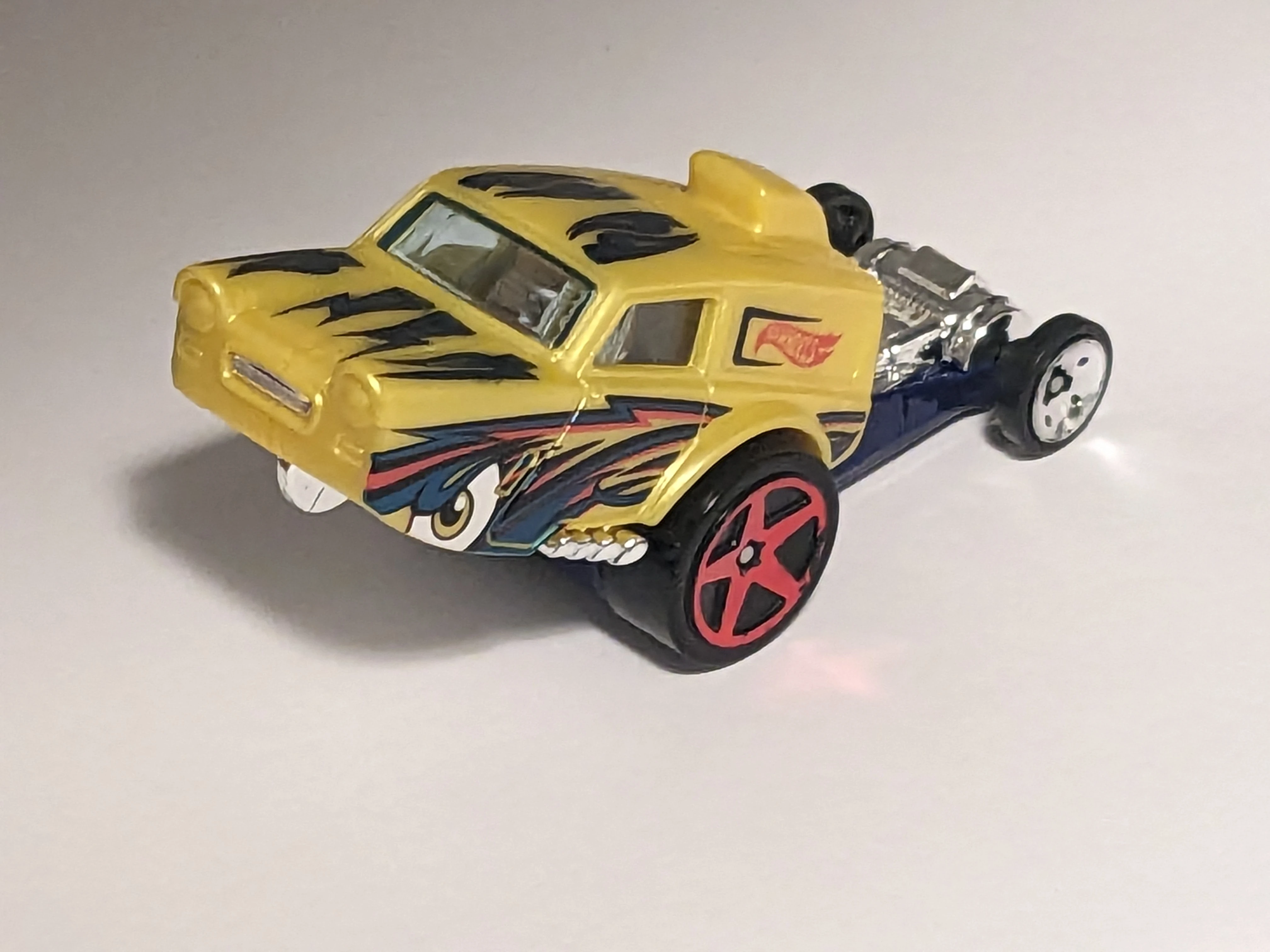 HW POPPA WHEELIE