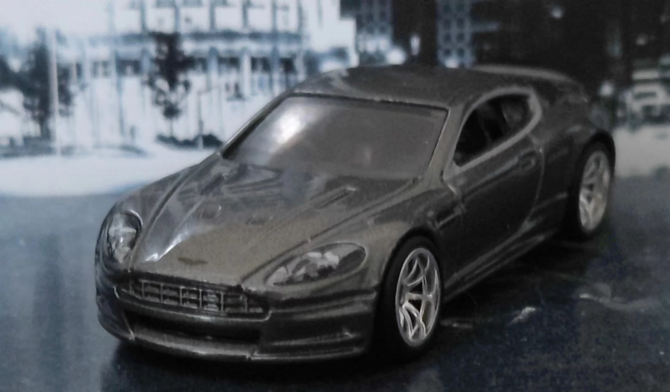 Aston Martin DBS