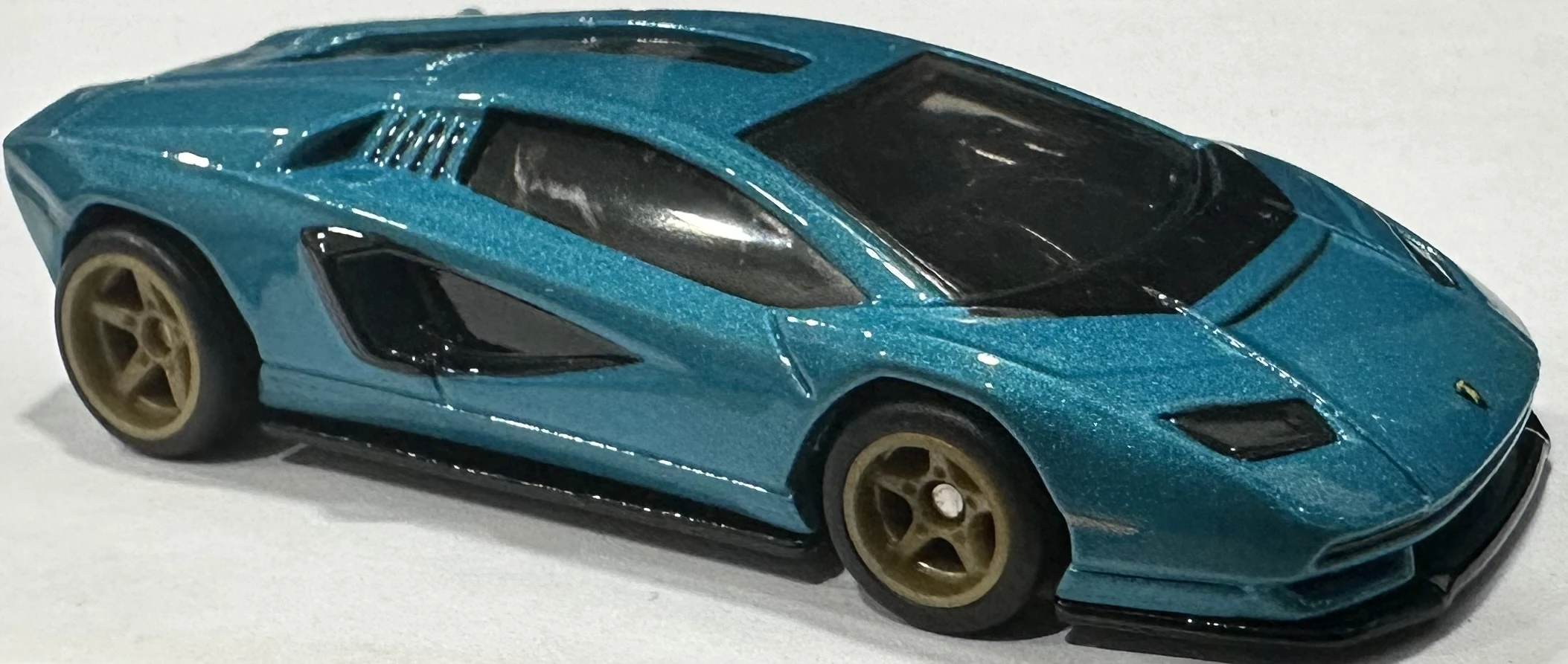 Lamborghini Countach LPI 800-4