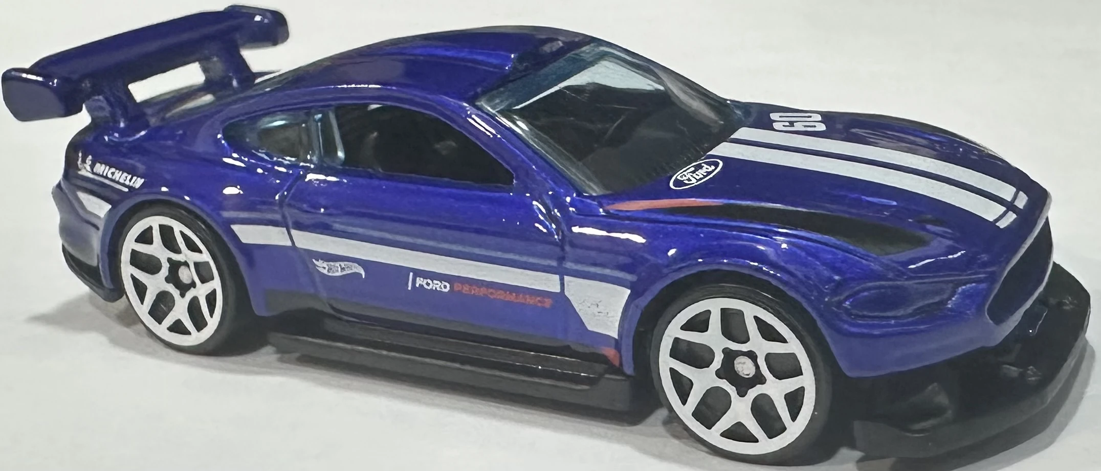CUSTOM ’18 FORD MUSTANG GT