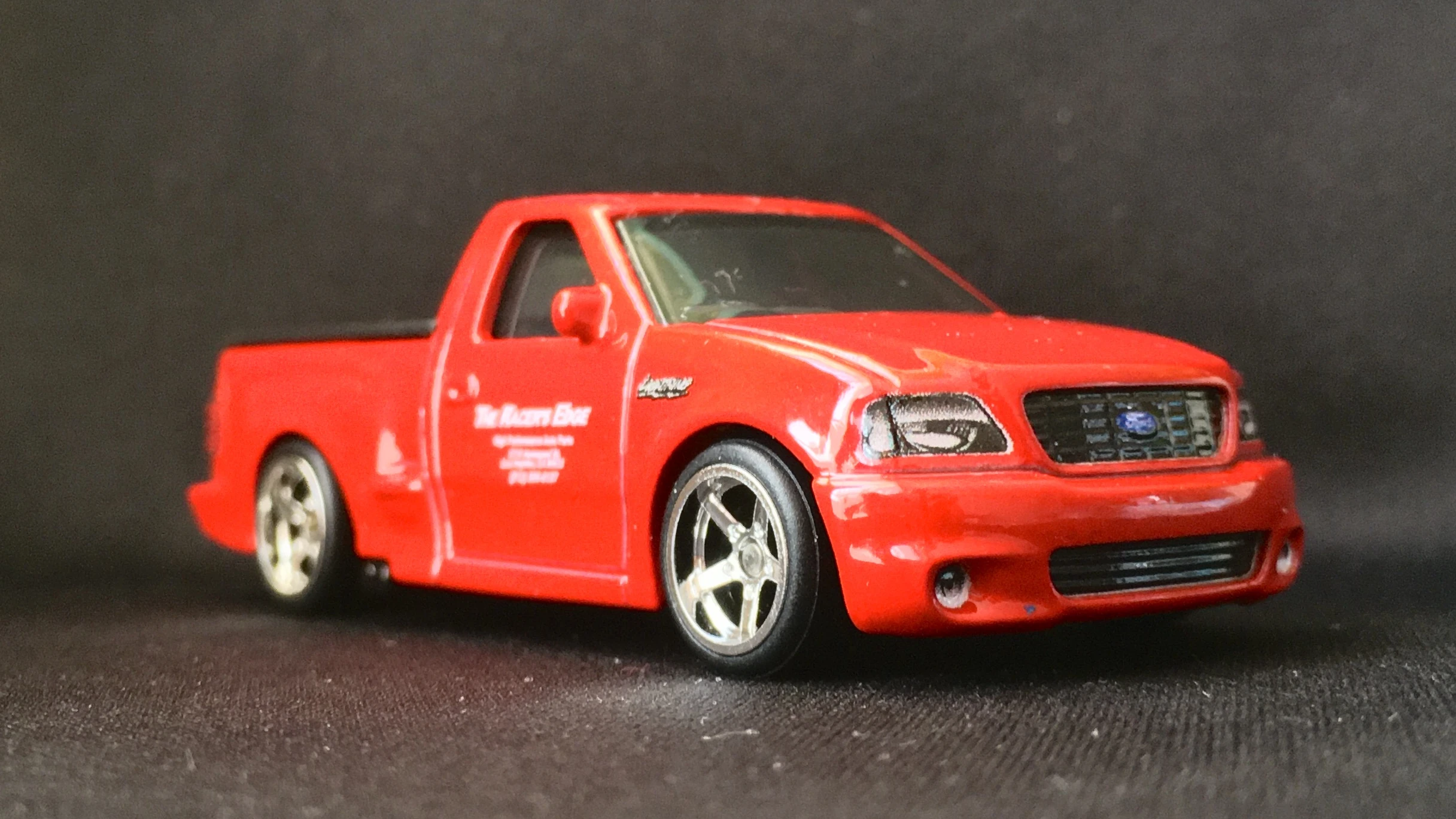 '99 Ford F-150 SVT Lightning