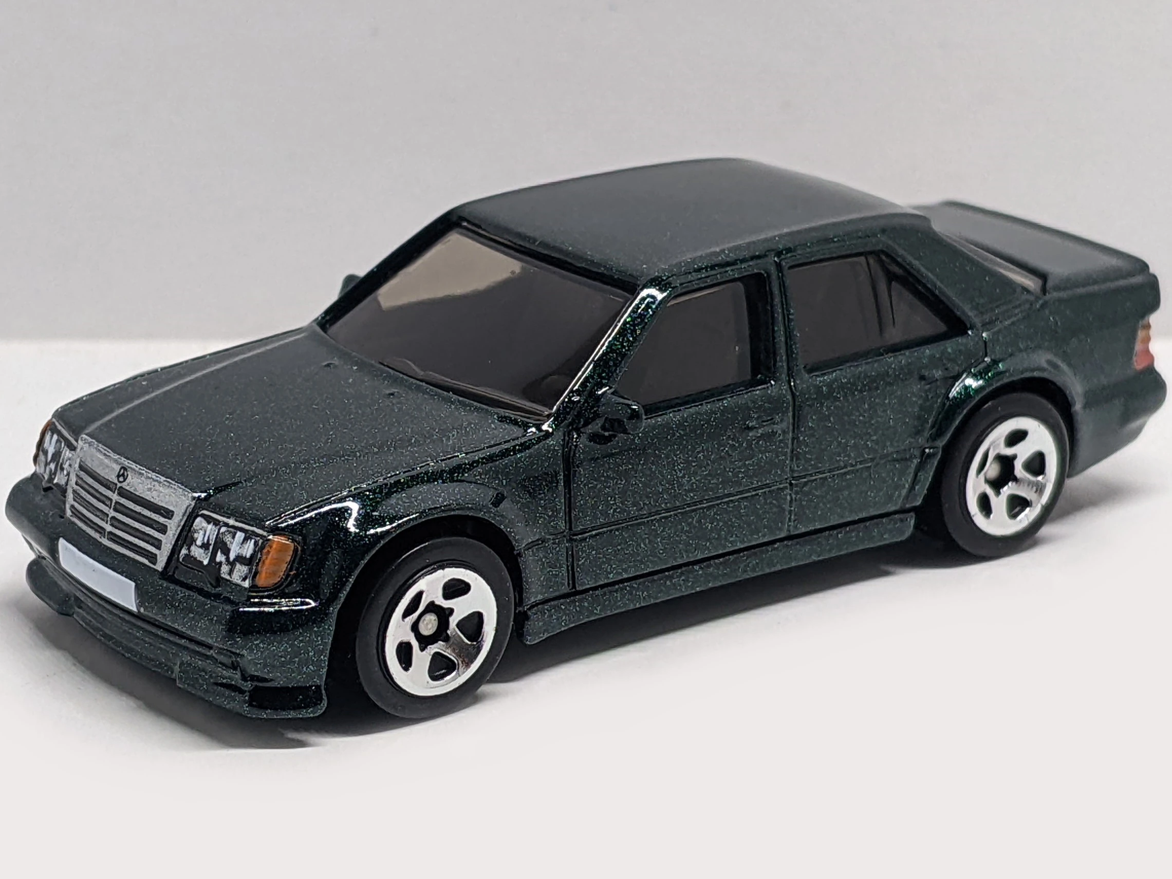MERCEDES-BENZ 500 E