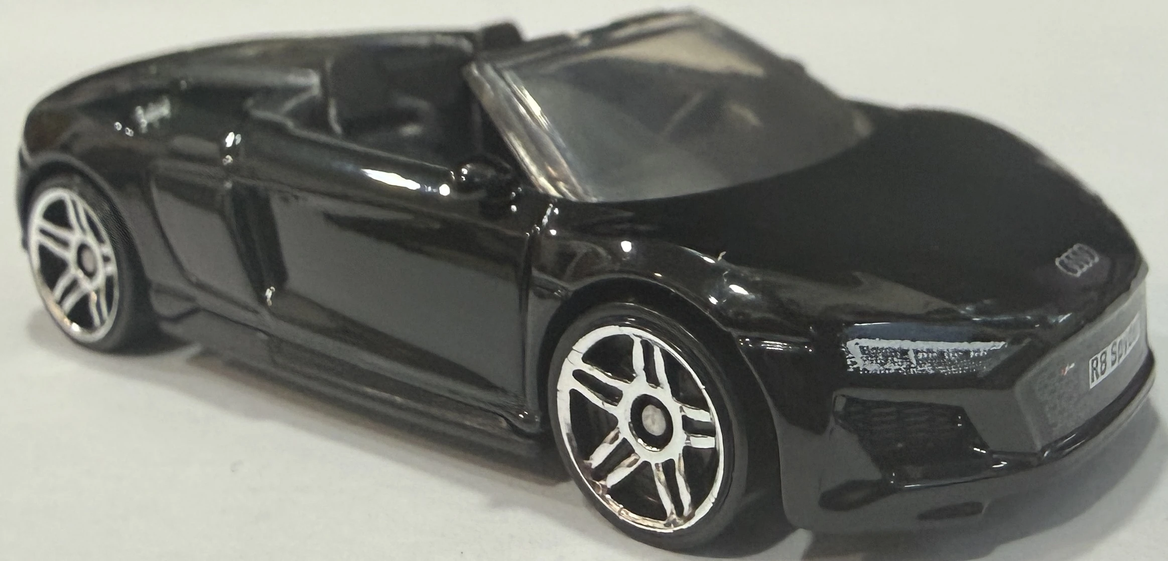 ’19 AUDI R8 SPYDER