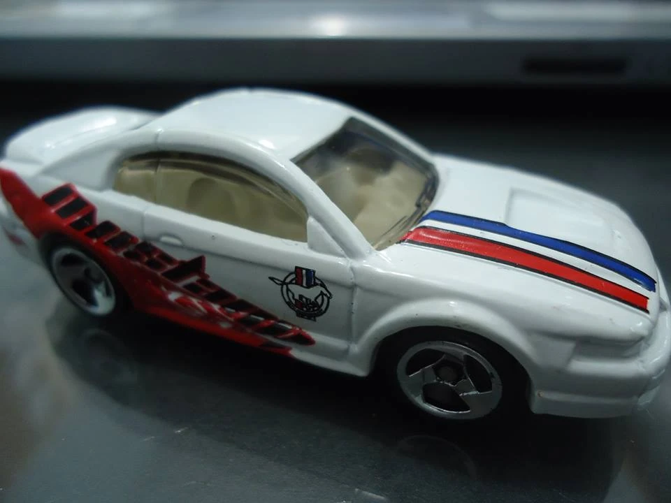 1999 Ford Mustang