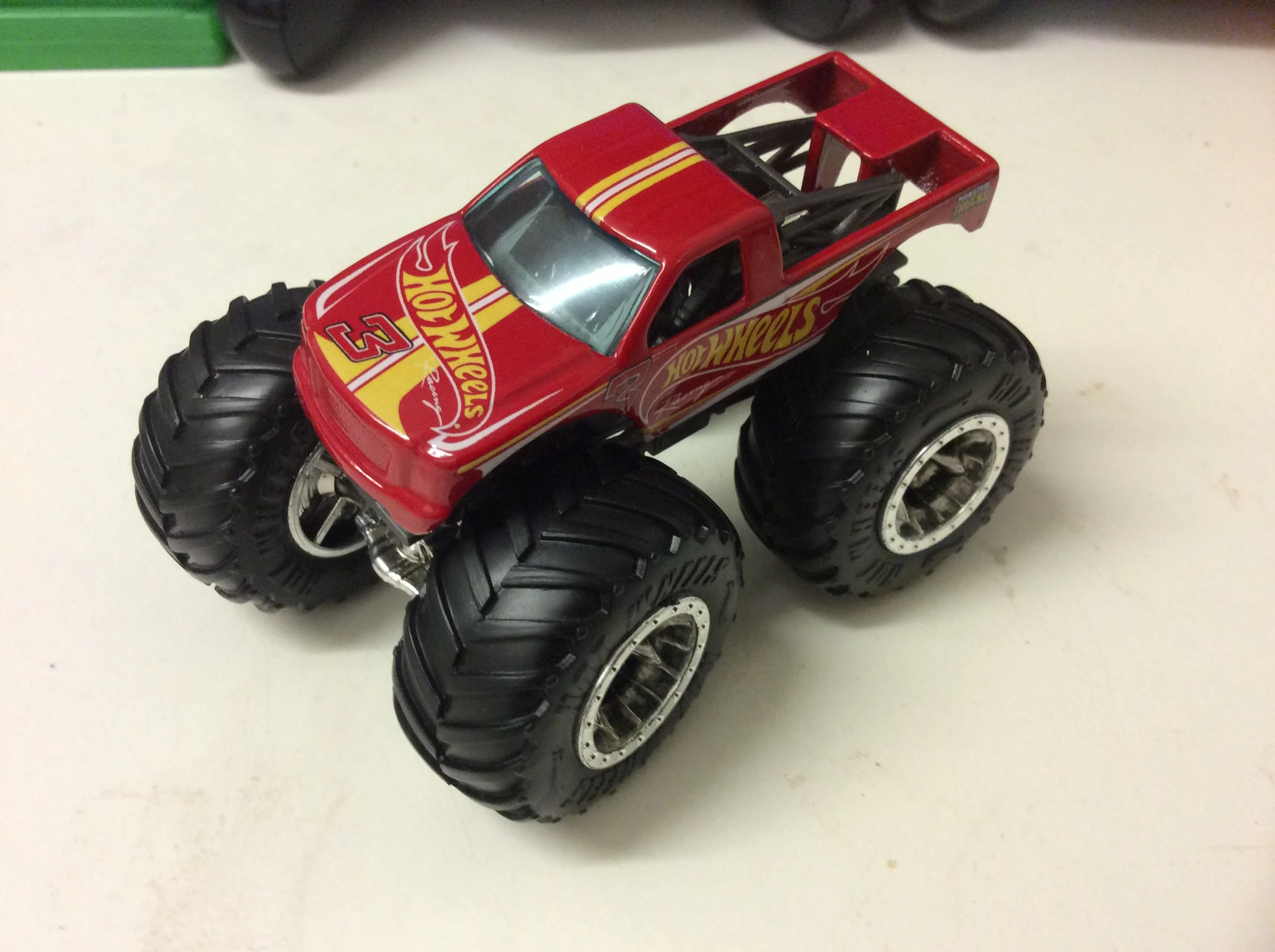 Hot Wheels Racing 3