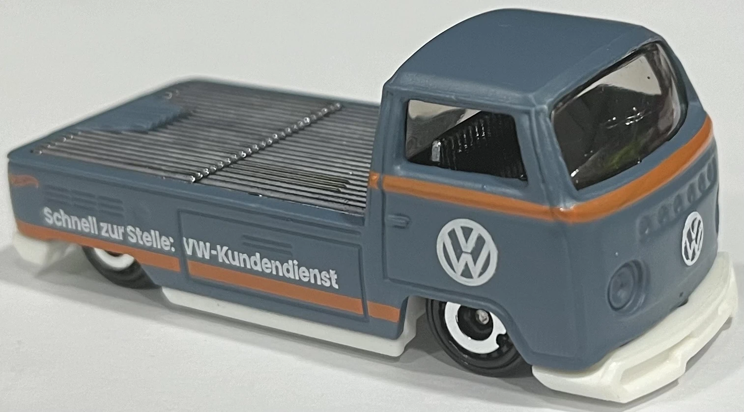 VOLKSWAGEN T2 PICKUP