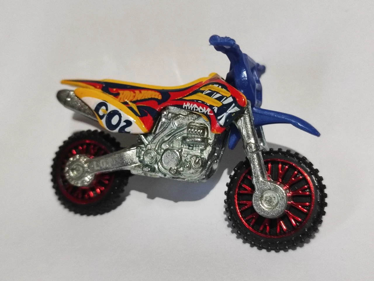 HW450F
