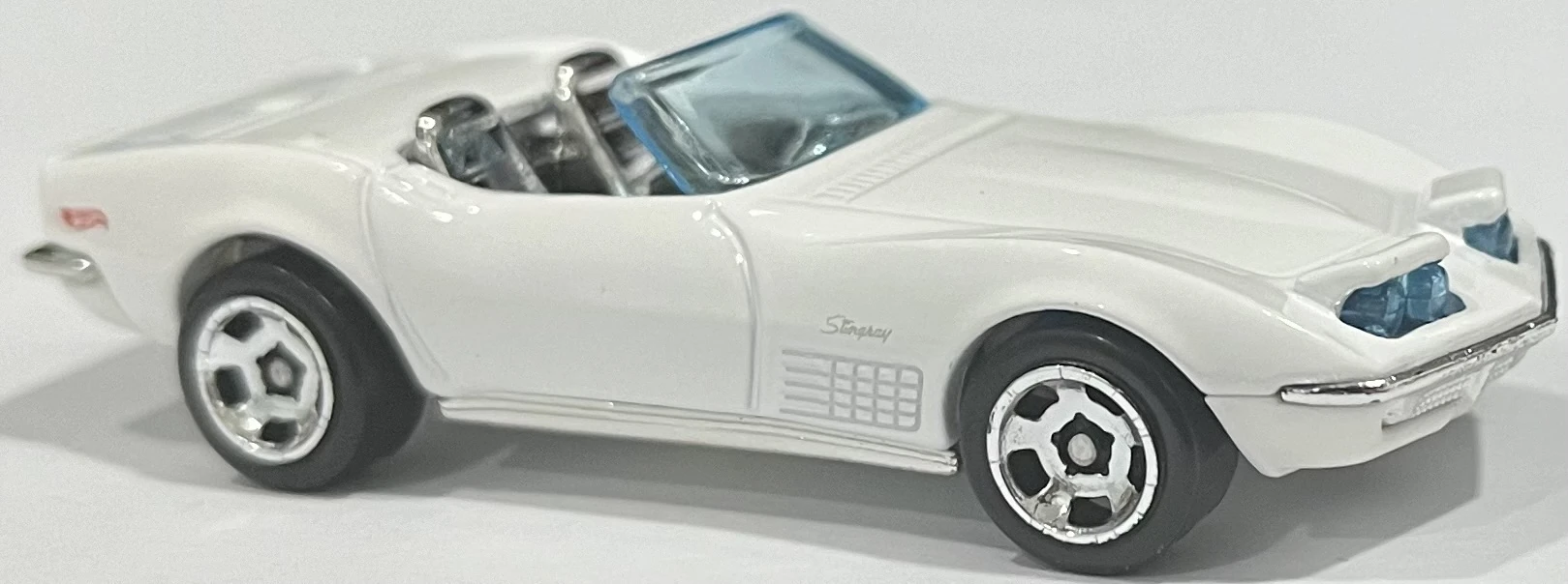 ‘72 CORVETTE STINGRAY