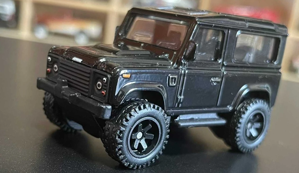 Land Rover Defender 90