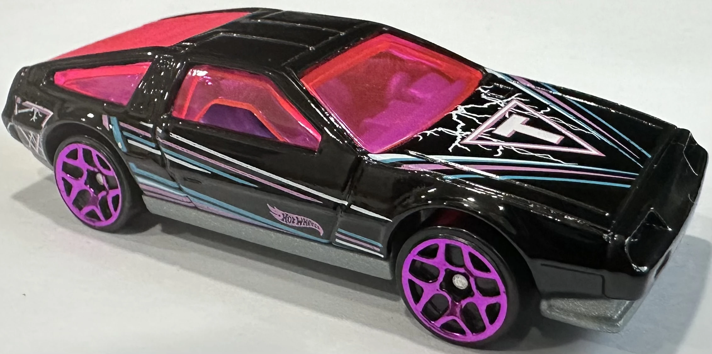 DMC DeLOREAN