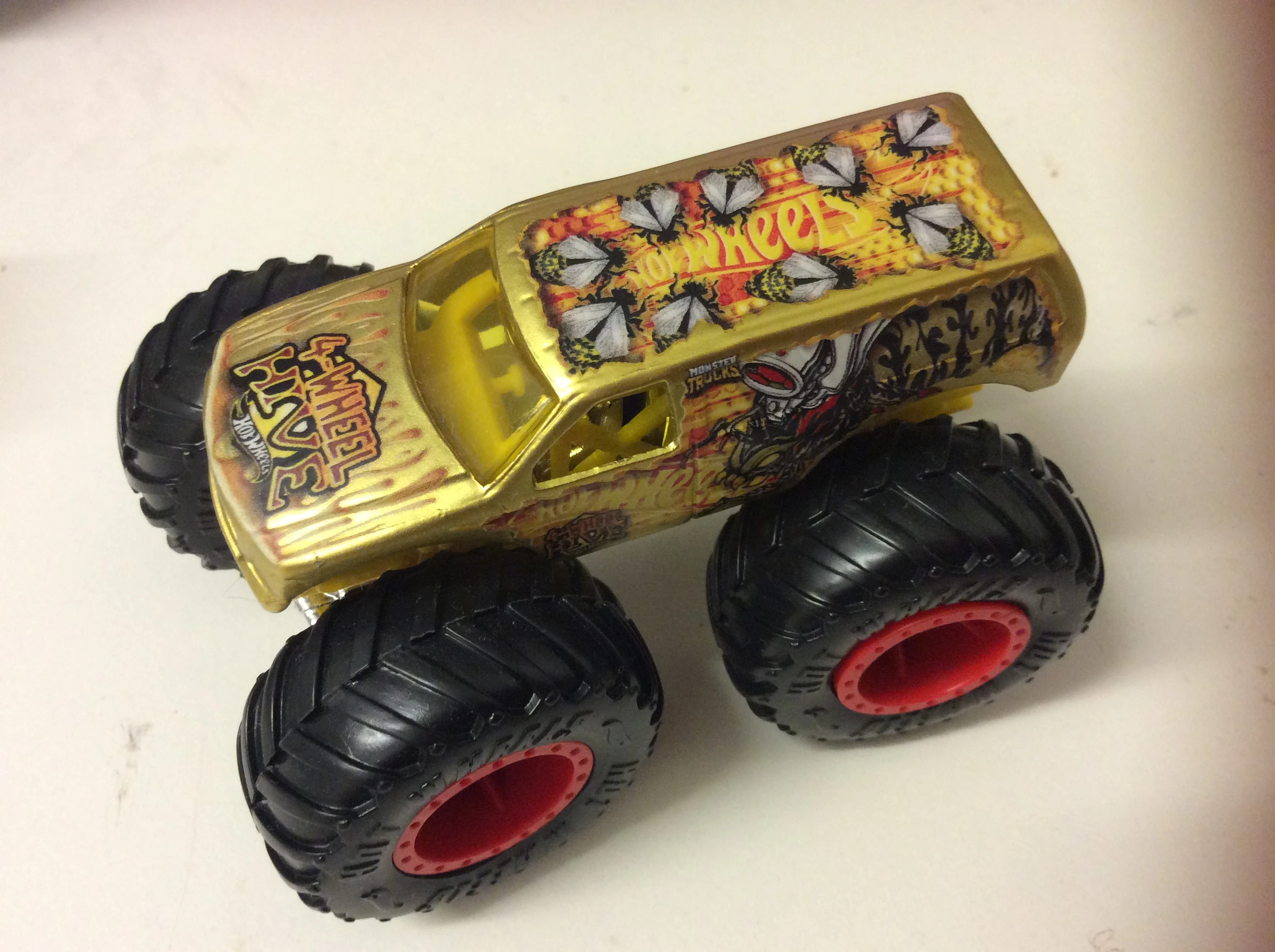 4-Wheel Hive