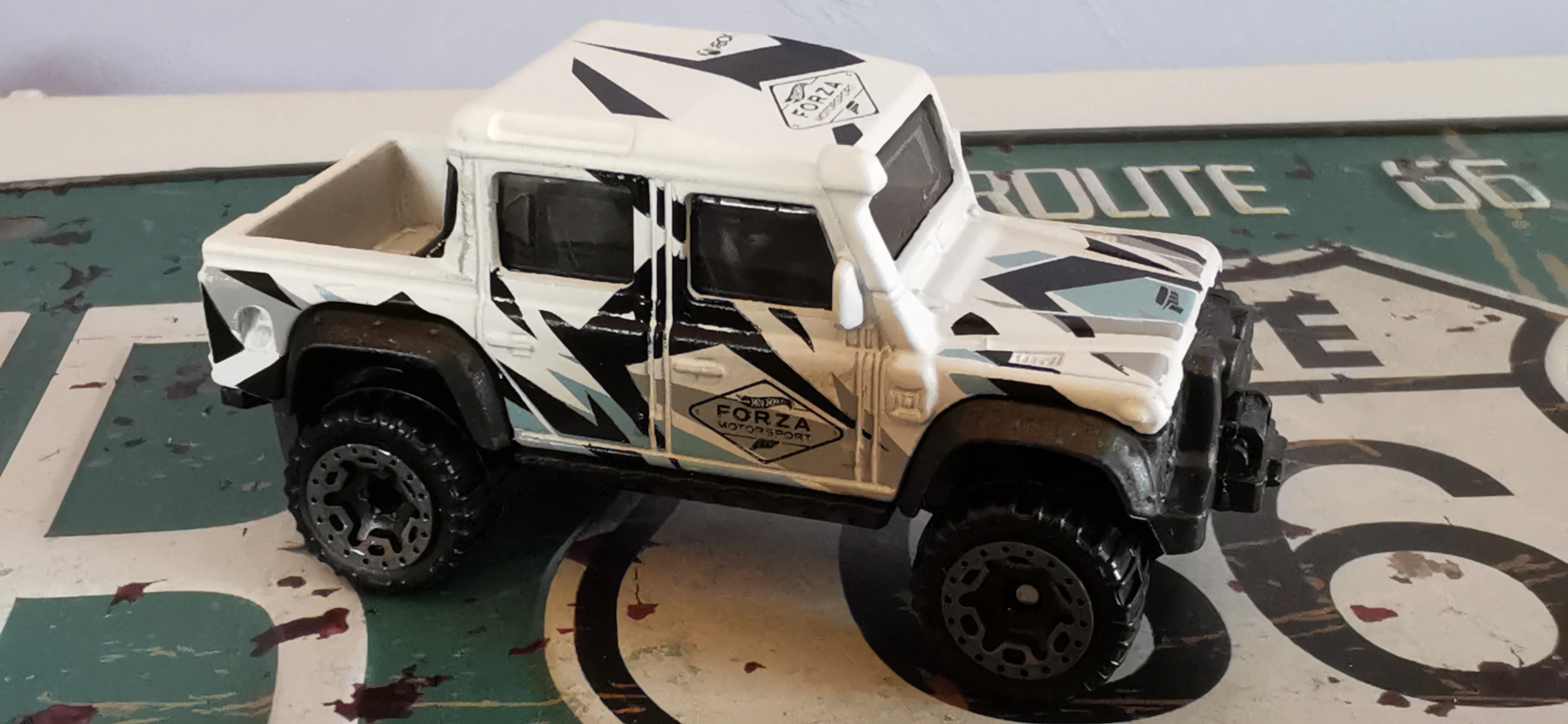 '15 Land Rover Defender Double Cab