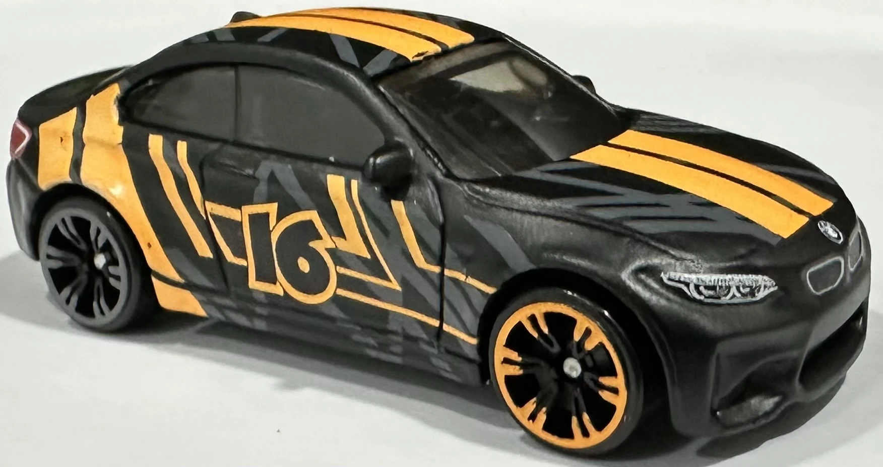 2016 BMW M2