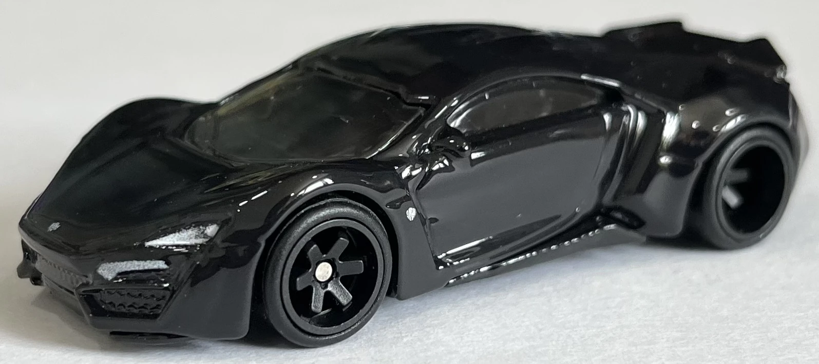 W Motors Lykan HyperSport