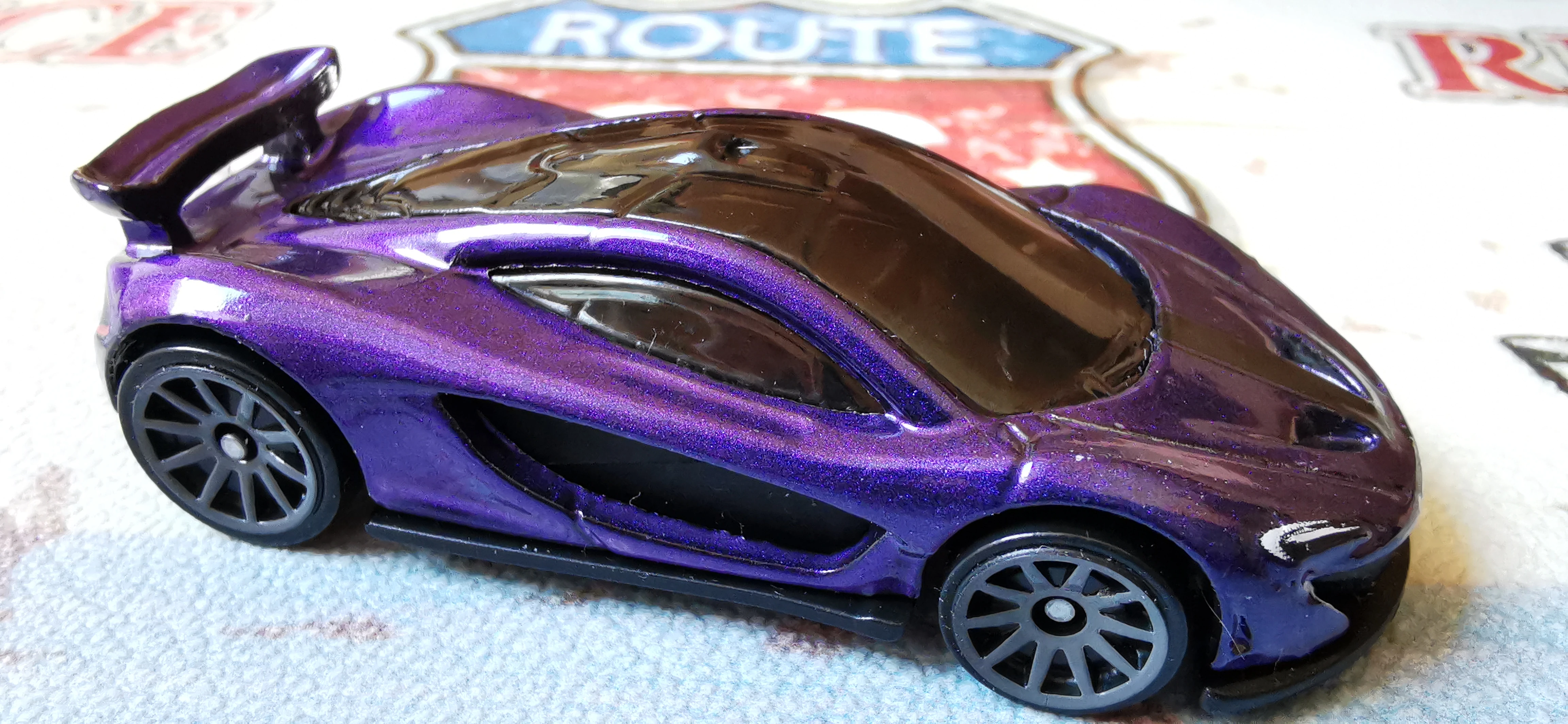 McLaren P1