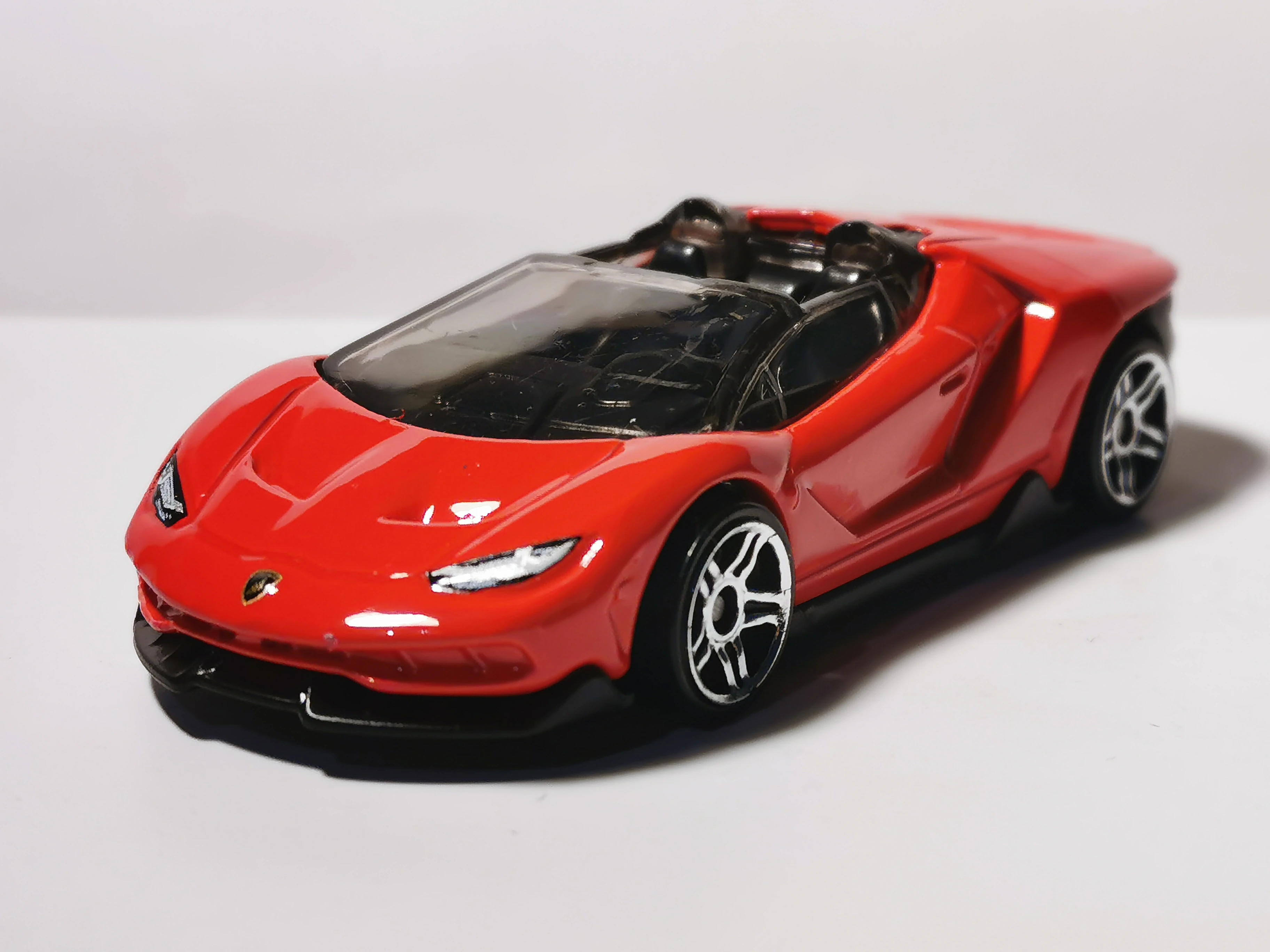 '16 Lamborghini Centenario Roadster