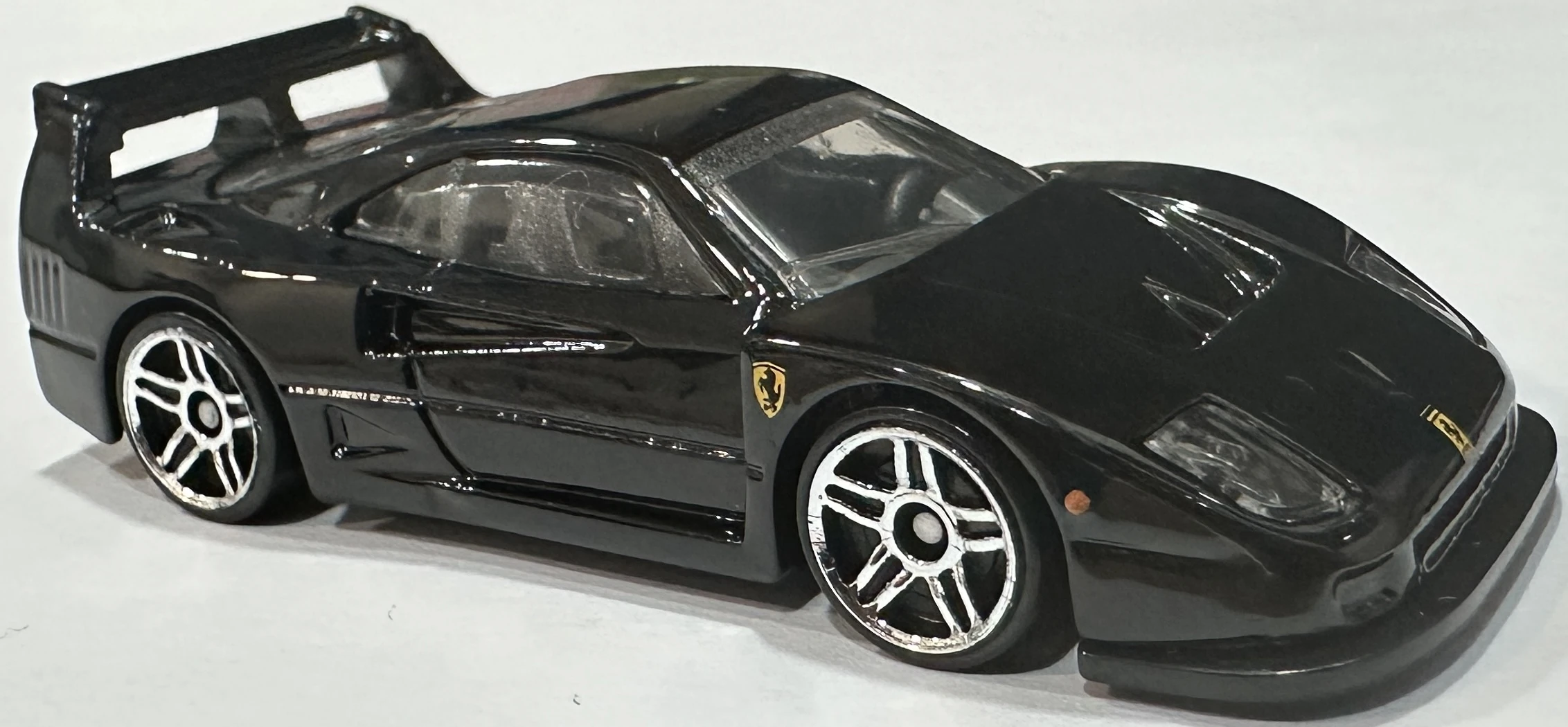 FERRARI F40 COMPETIZIONE