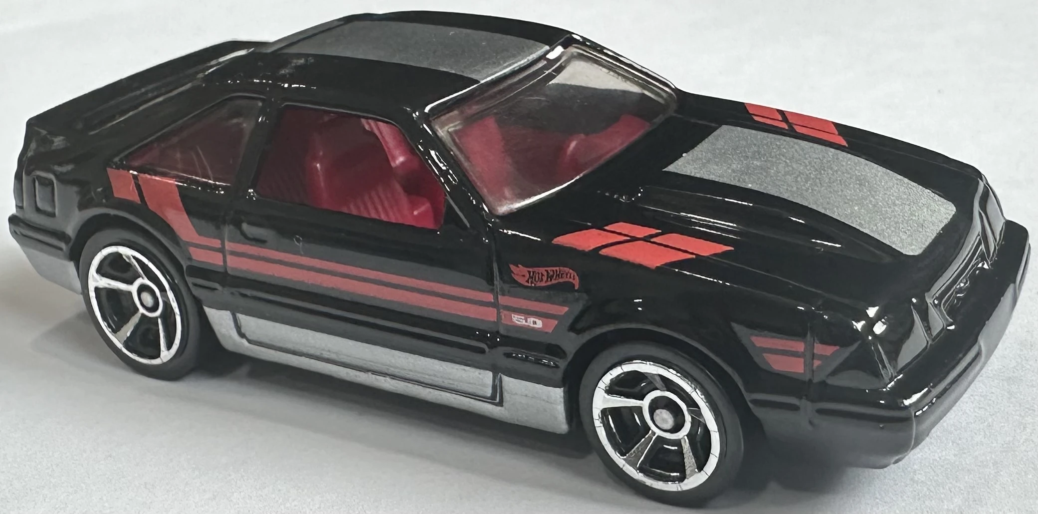 ’92 FORD MUSTANG