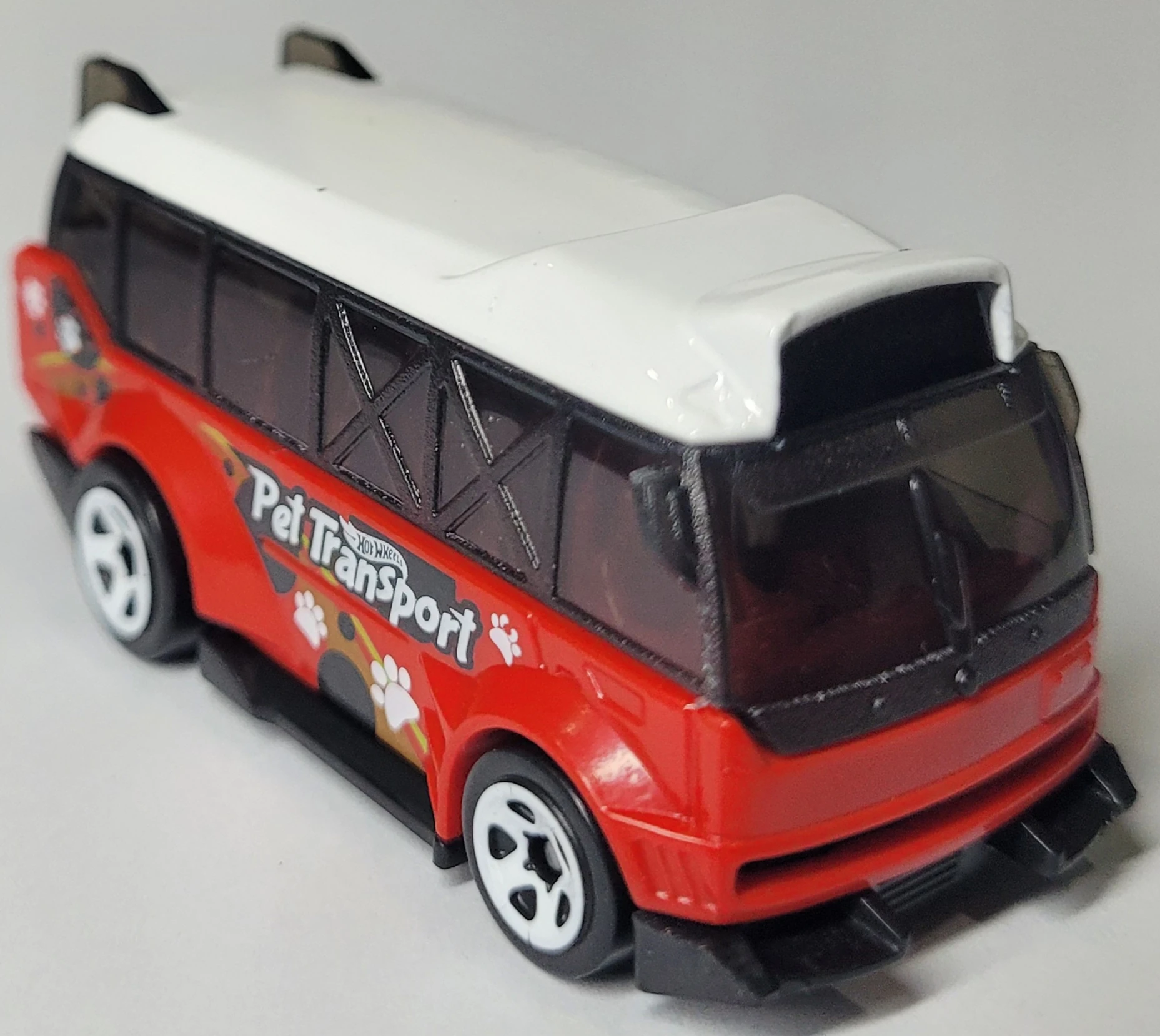 Kowloon'd Hypervan