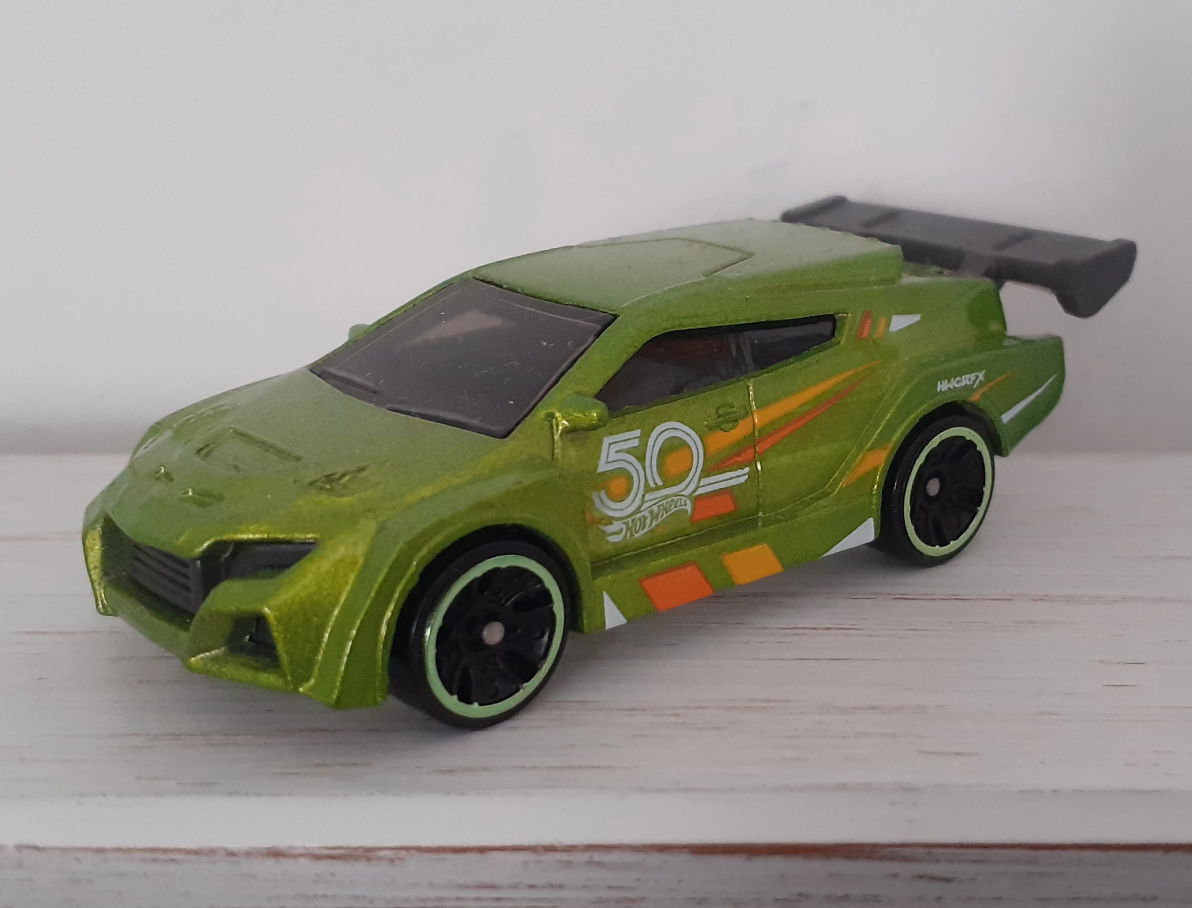 Loop Coupe