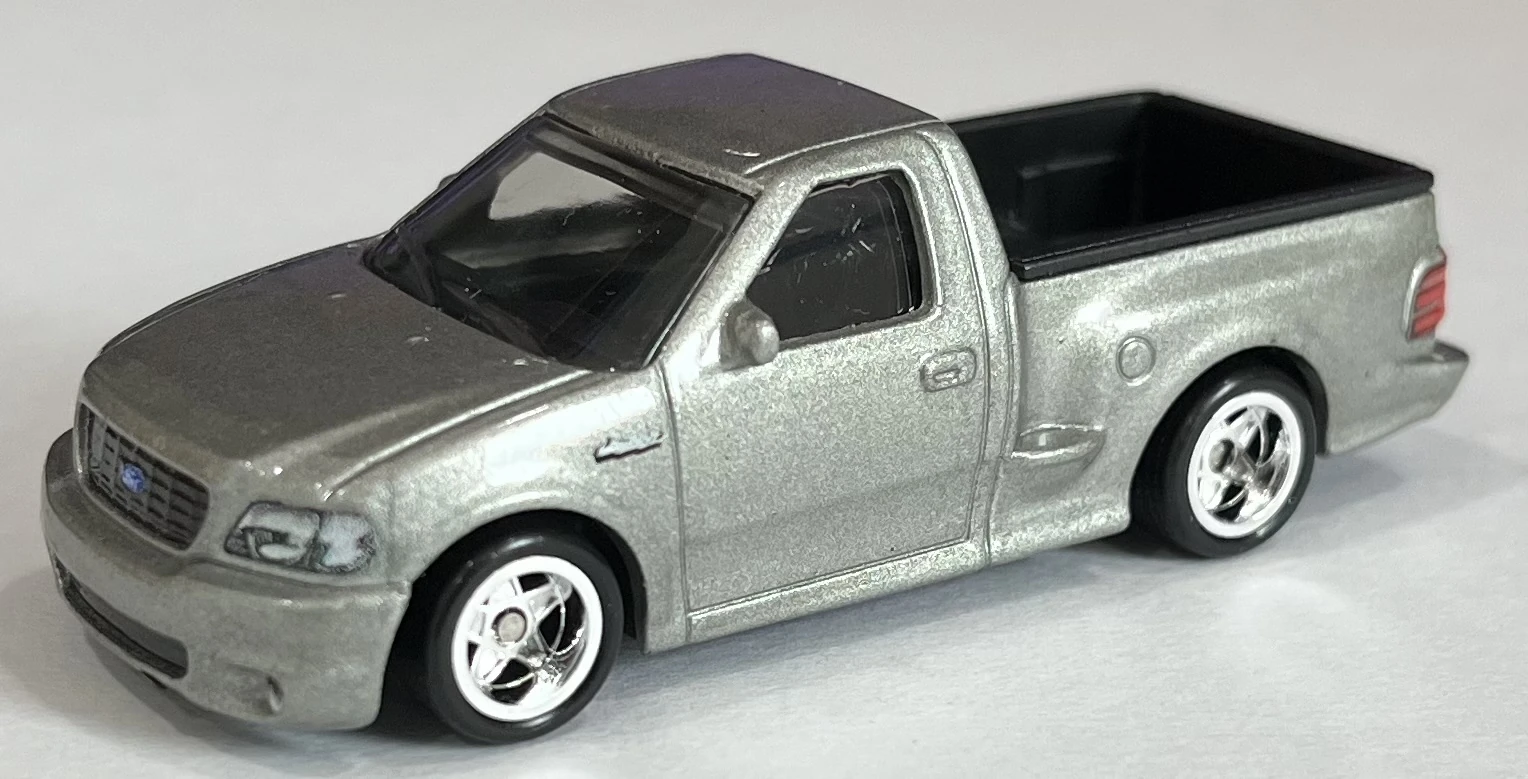 '99 Ford F-150 SVT Lightning