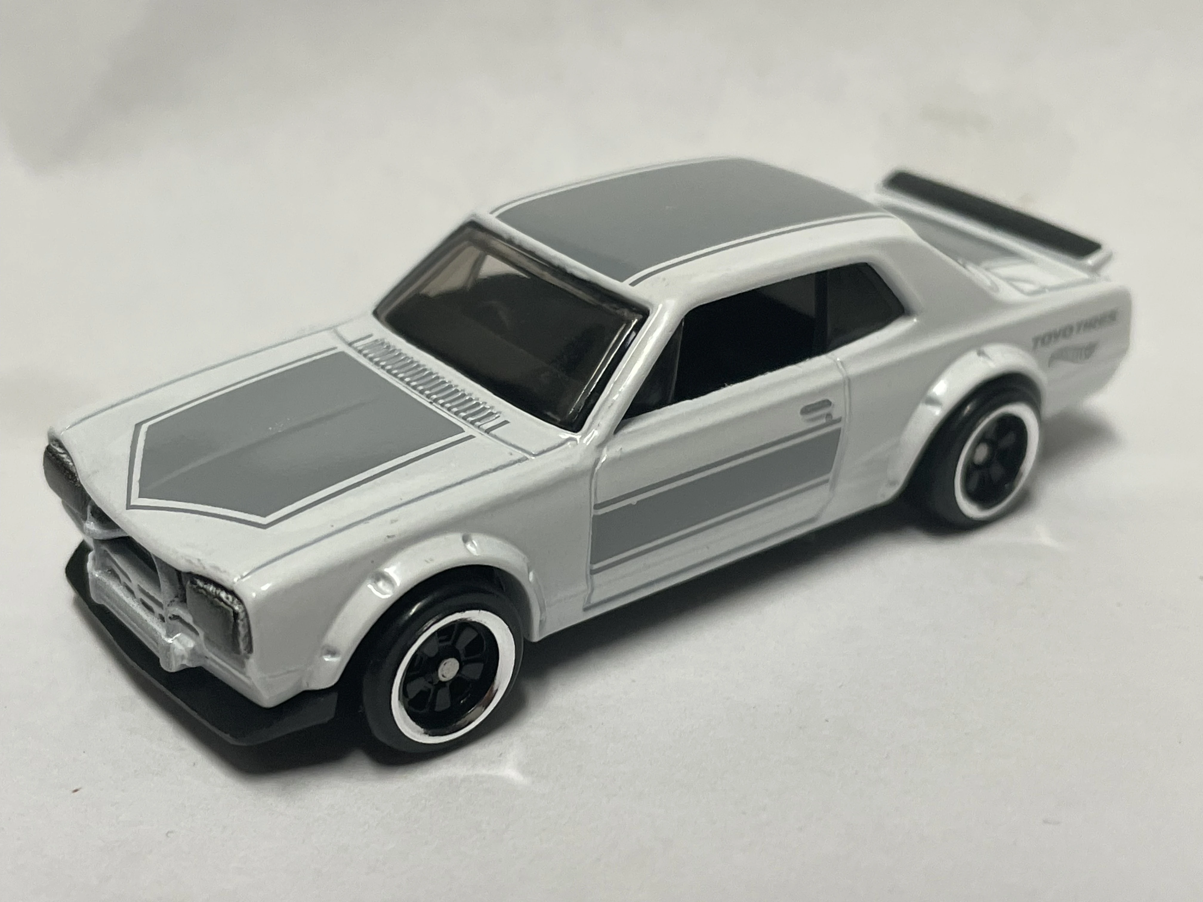 Nissan Skyline HT 2000GT-X