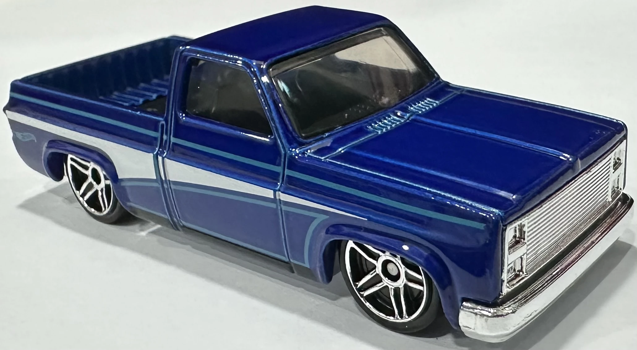 ’83 CHEVY SILVERADO