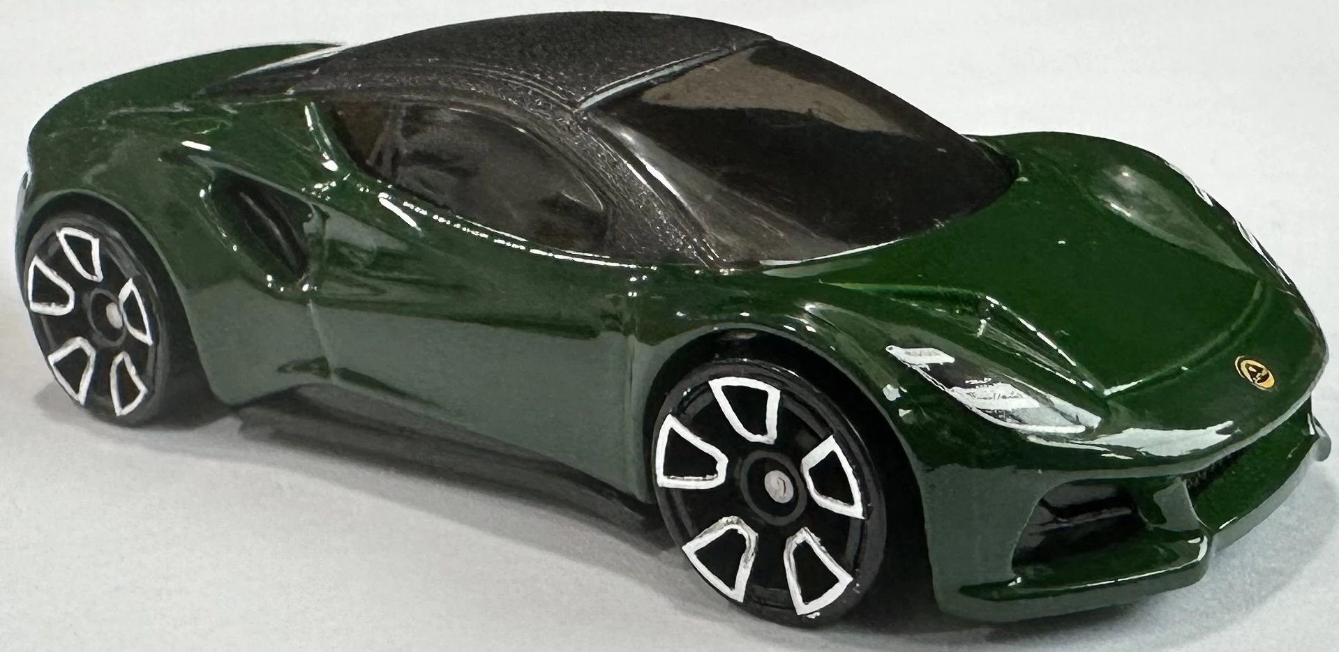 Lotus Emira