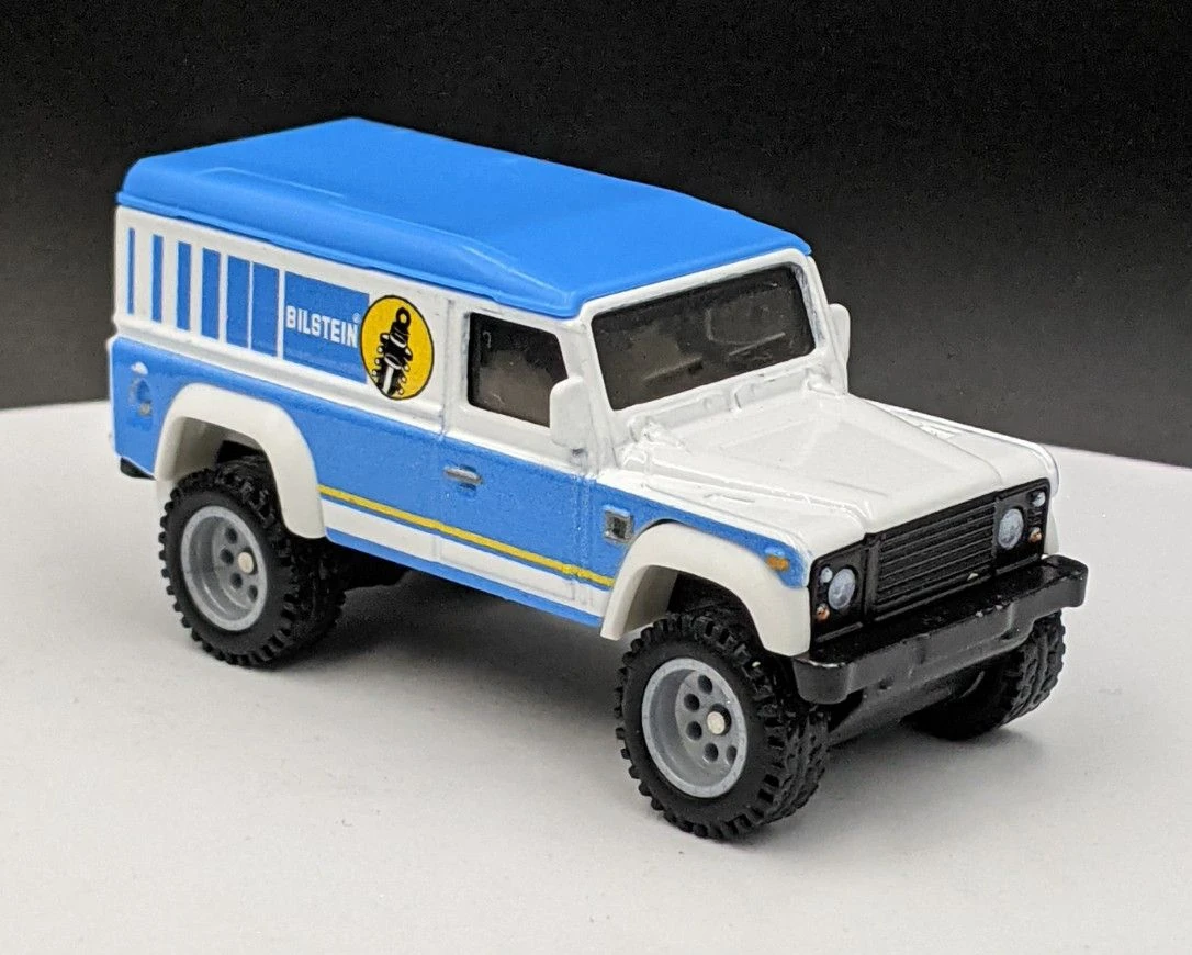 Land Rover Defender 110