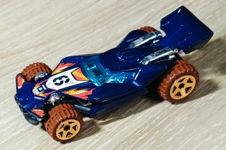 Blade Raider