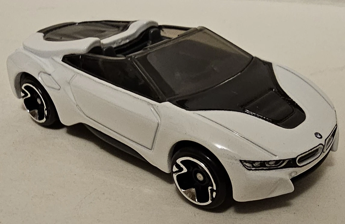 BMW i8 Roadster