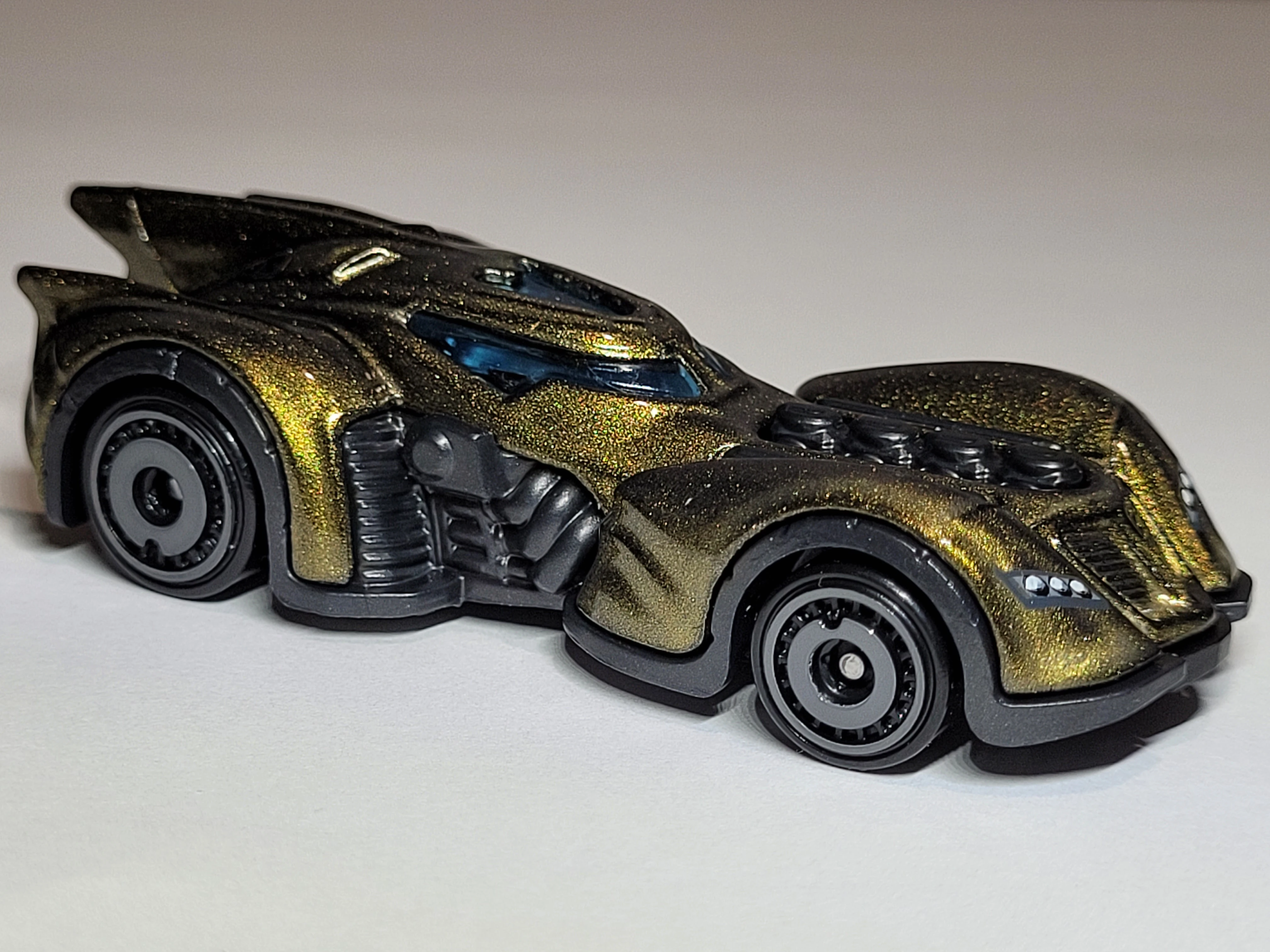 ARKHAM ASYLUM BATMOBILE
