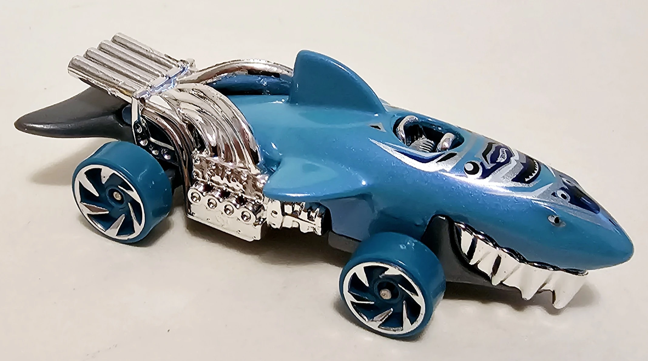 Sharkruiser
