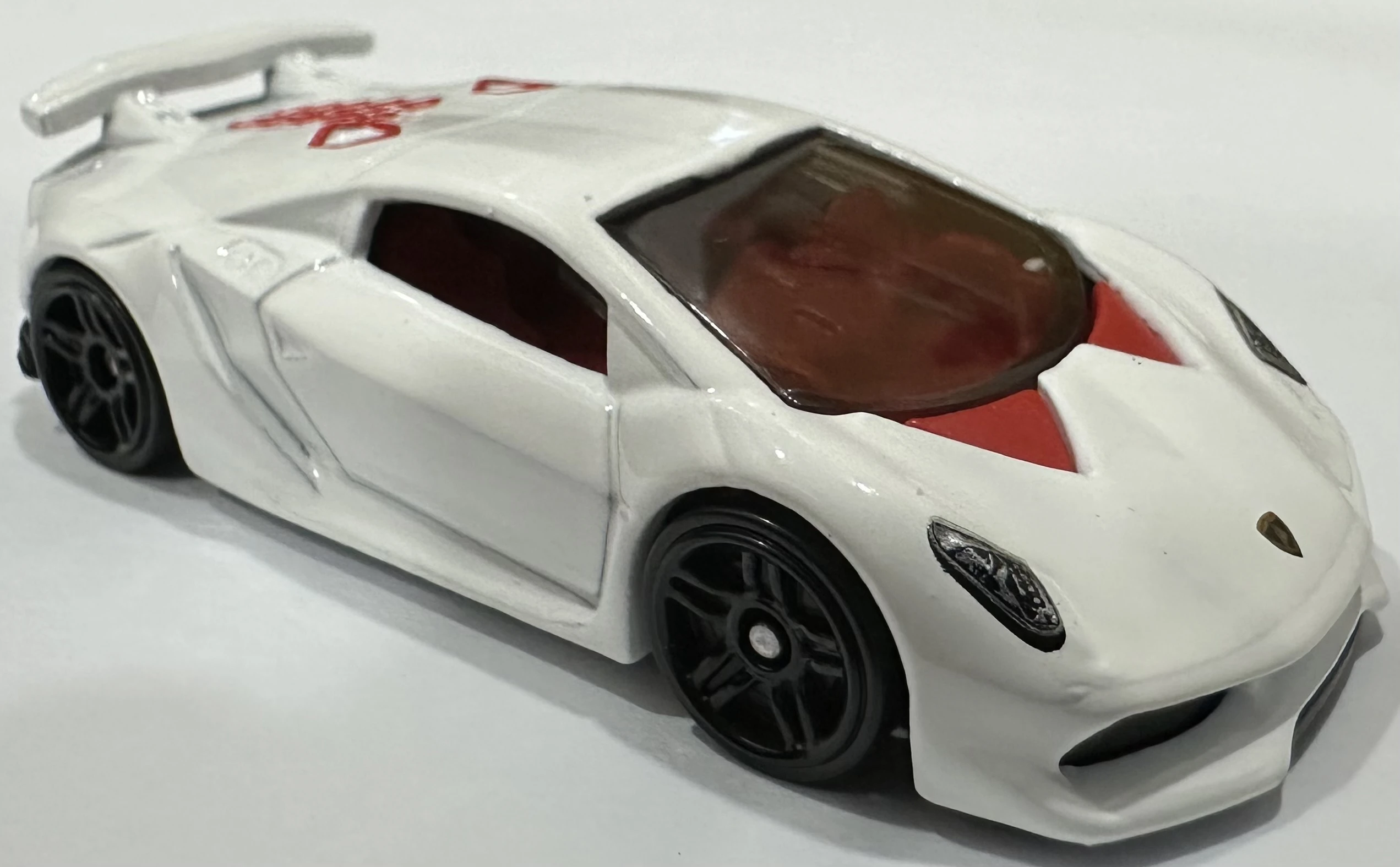 LAMBORGHINI SESTO ELEMENTO