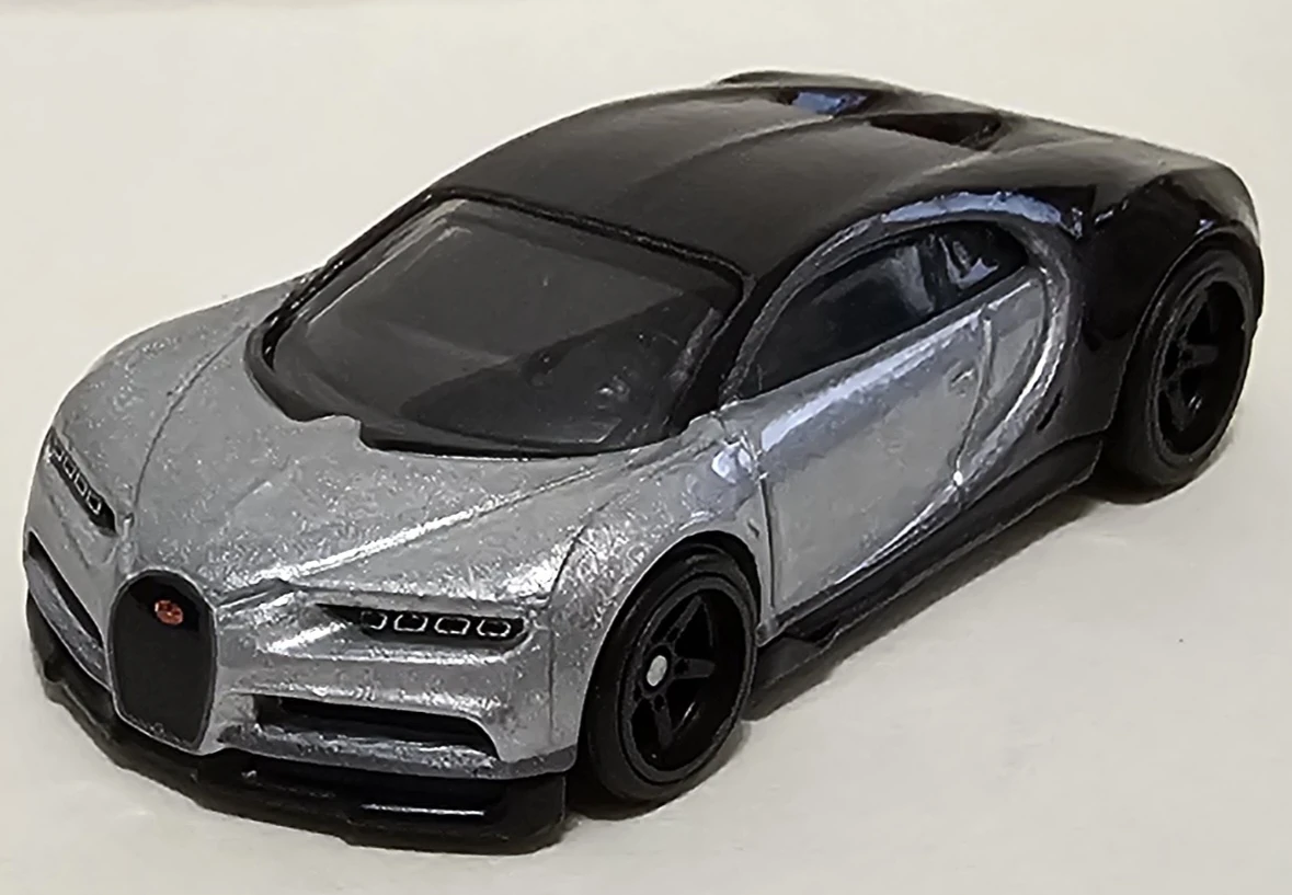 '16 Bugatti Chiron
