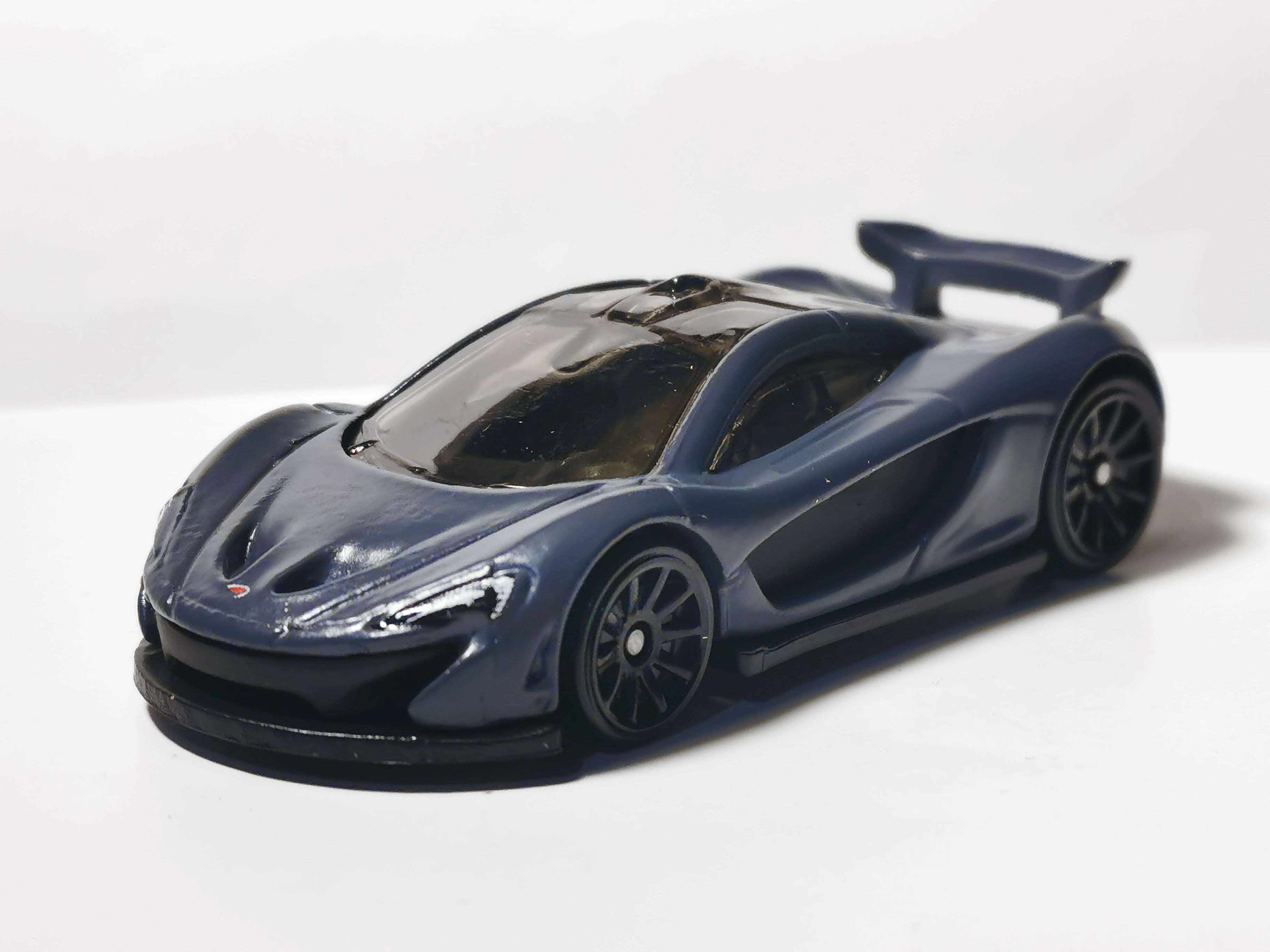 McLaren P1