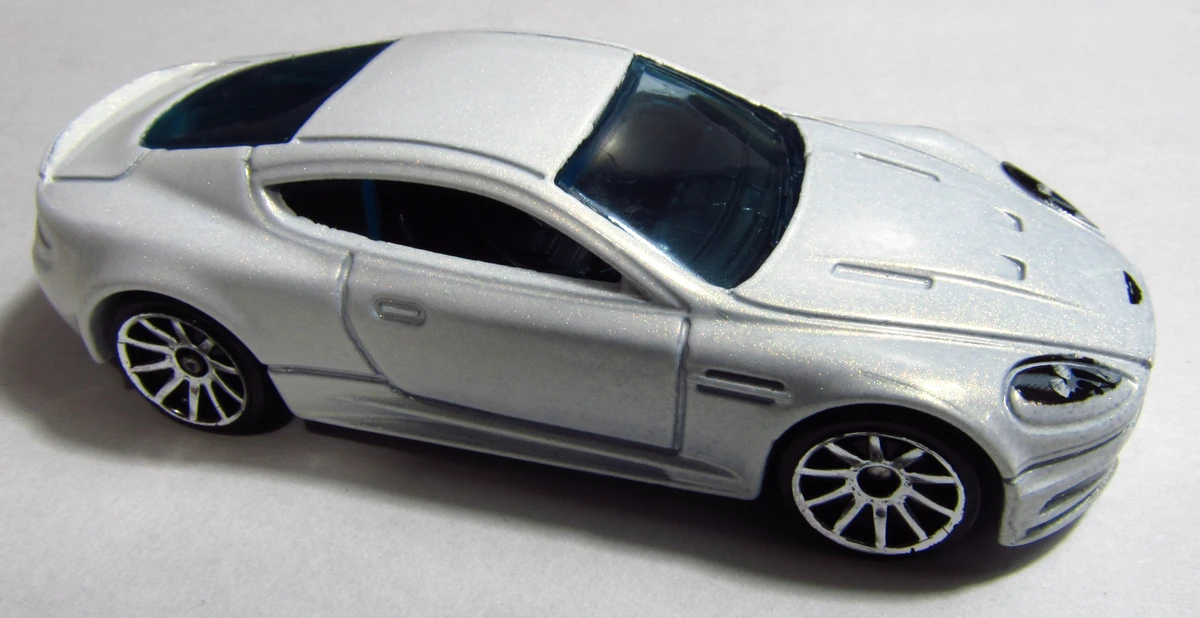 Aston Martin DBS